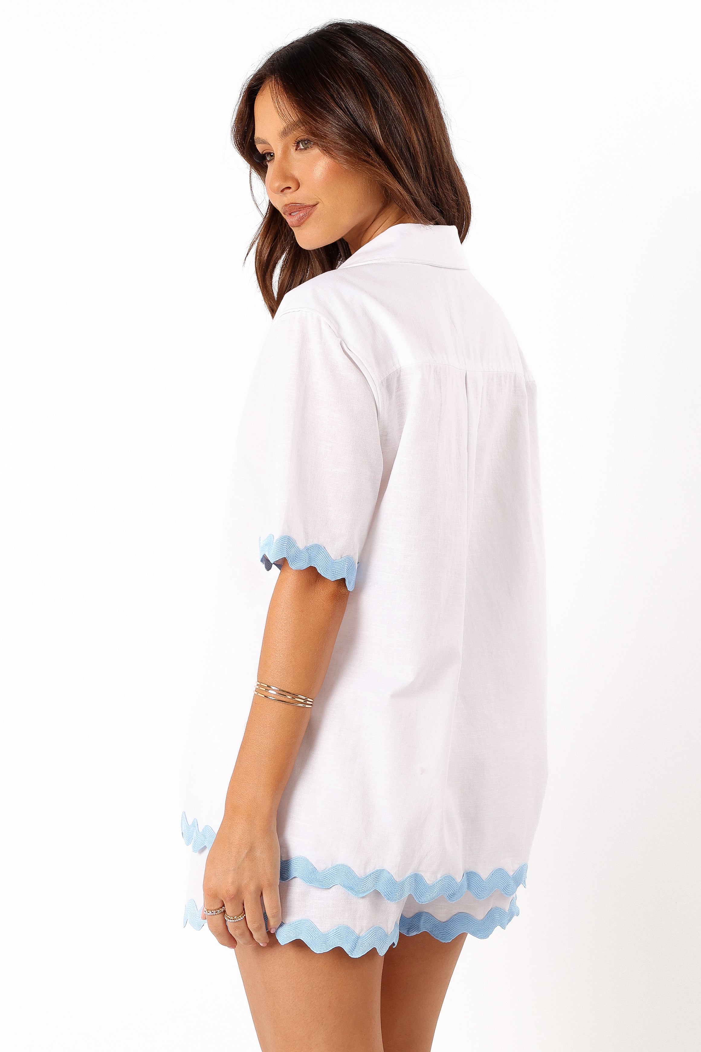 Men's Oversized V-Neck Button Down Shirt - White & Blue Contrast Trim