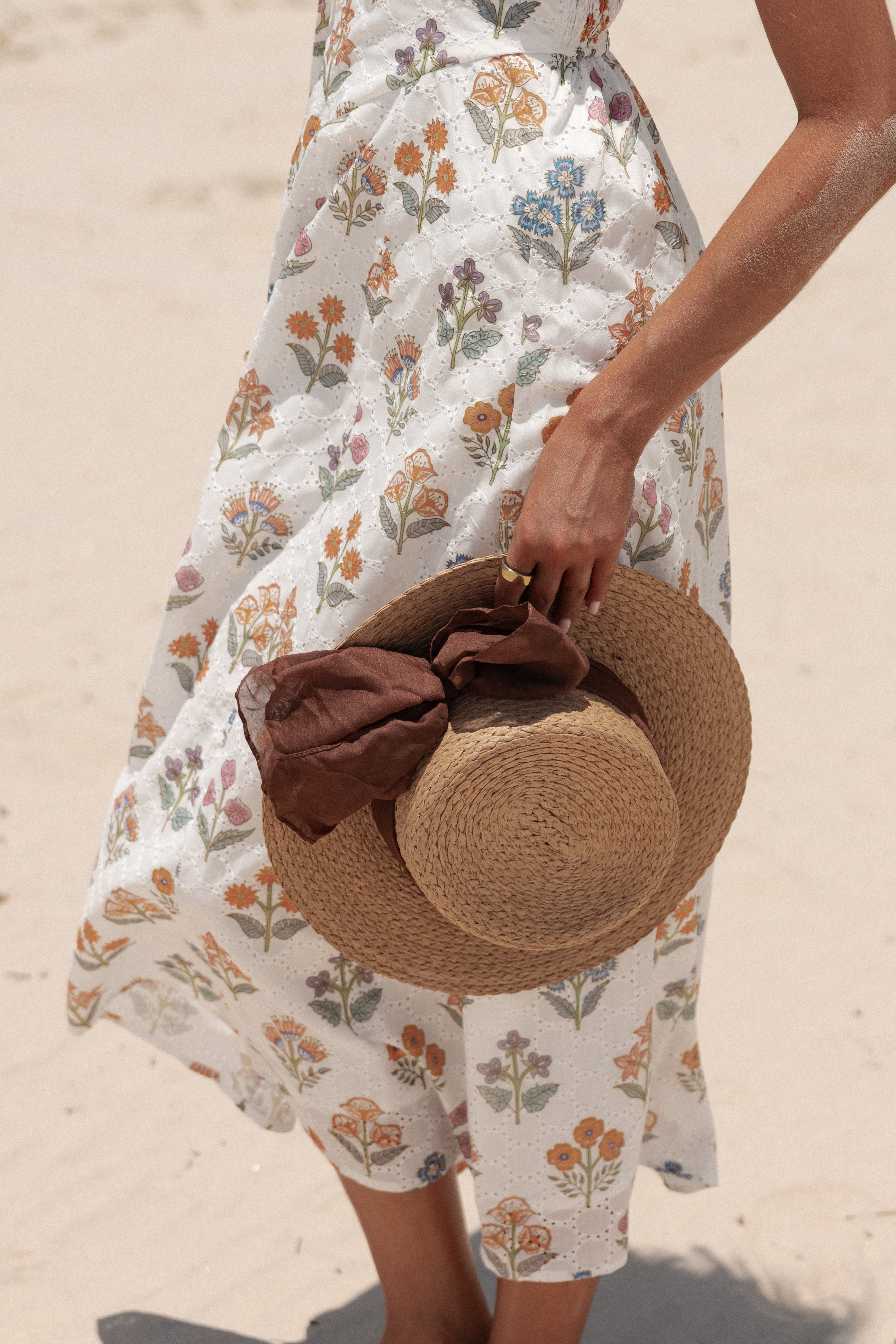 Brown Woven Boat Hat with Tie Closure - Sandy Style