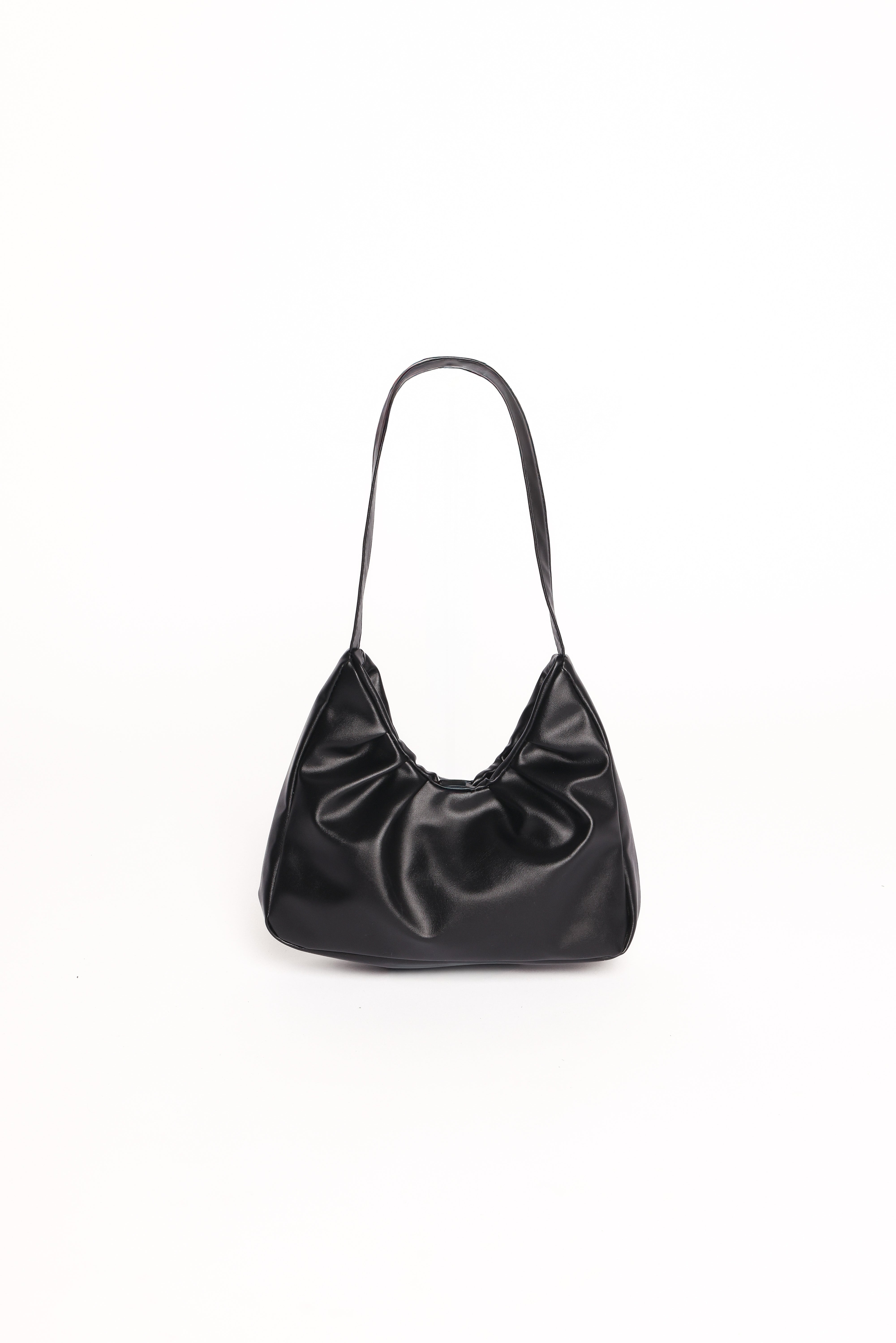 Samara Black Leather Handbag with Zip Closure & Single Handle