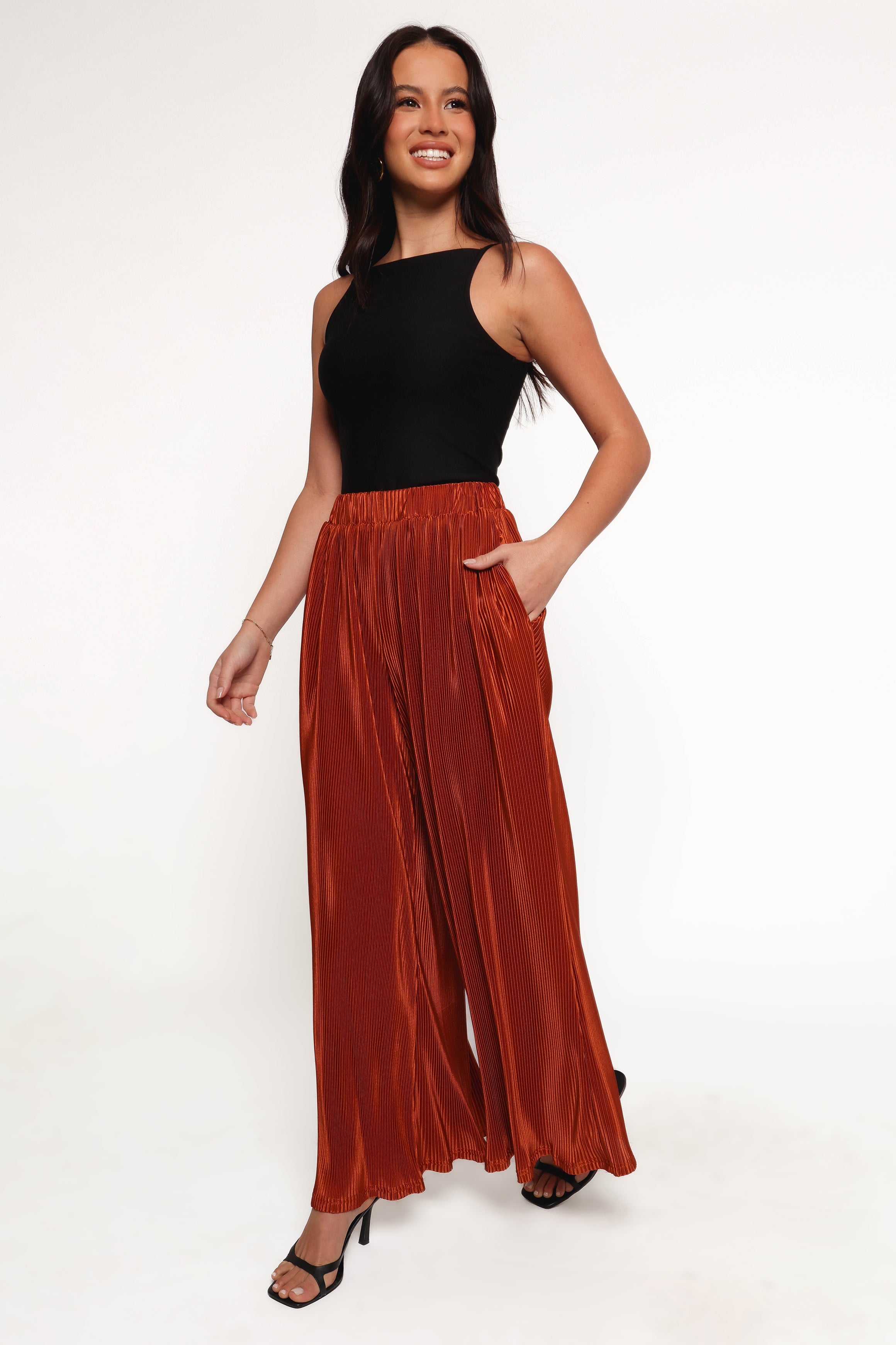 Leria High Waisted Wide Leg Plissé Pants - Burnt Orange