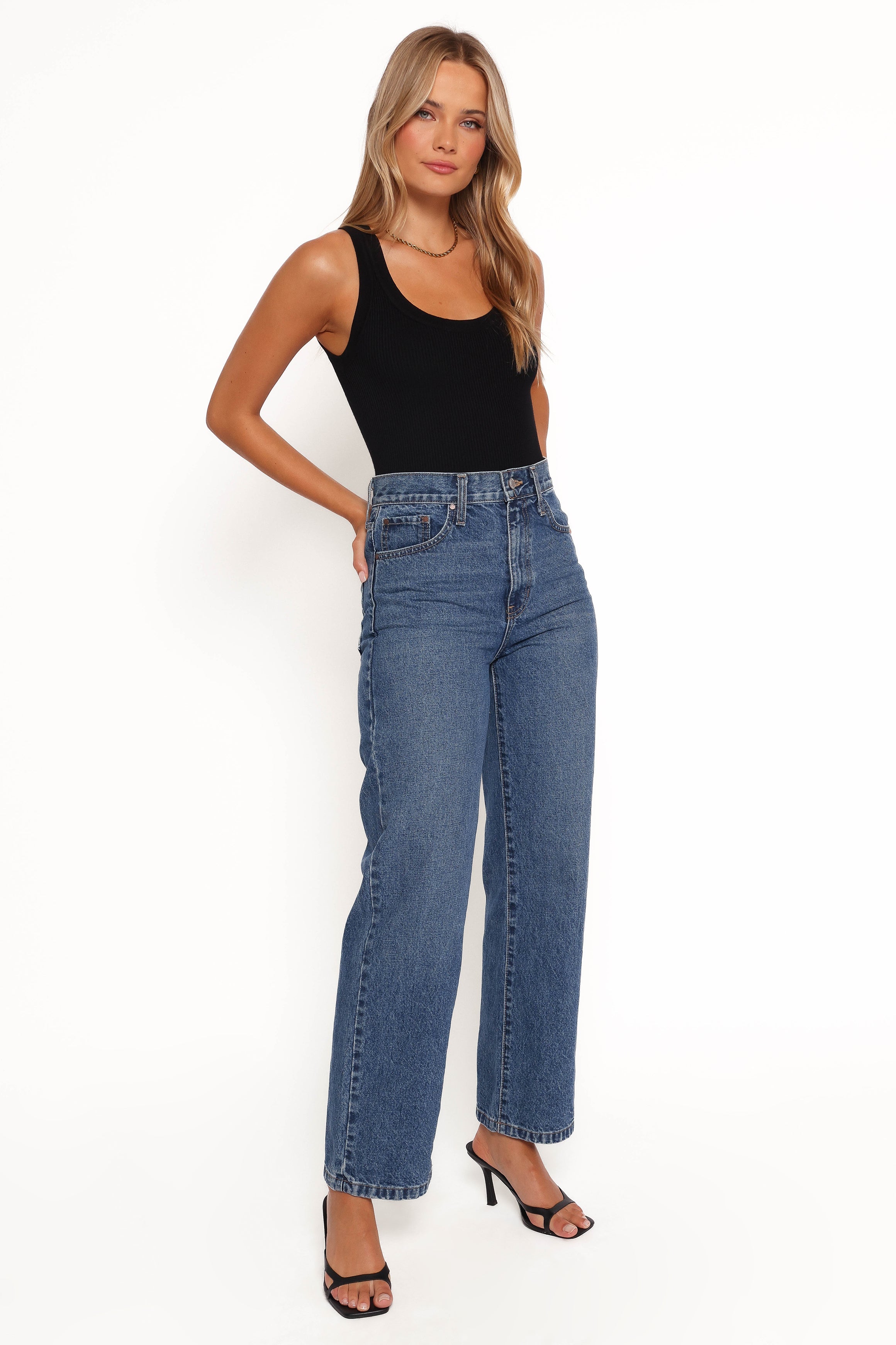 90s High Waisted Straight Jeans - Dark Denim Relaxed Fit