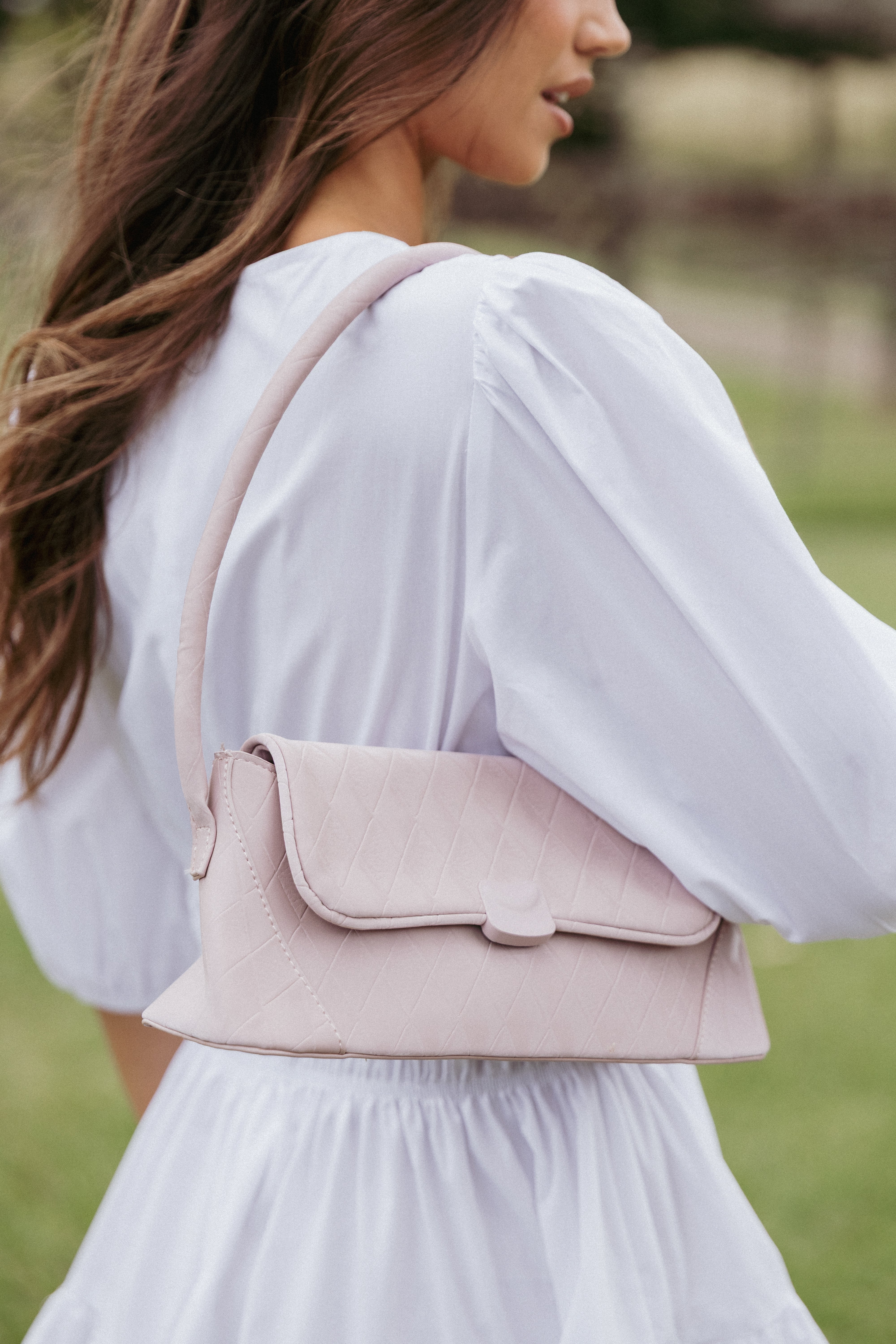 Chiara Pink Leather Crossbody Bag with Magnetic Closure