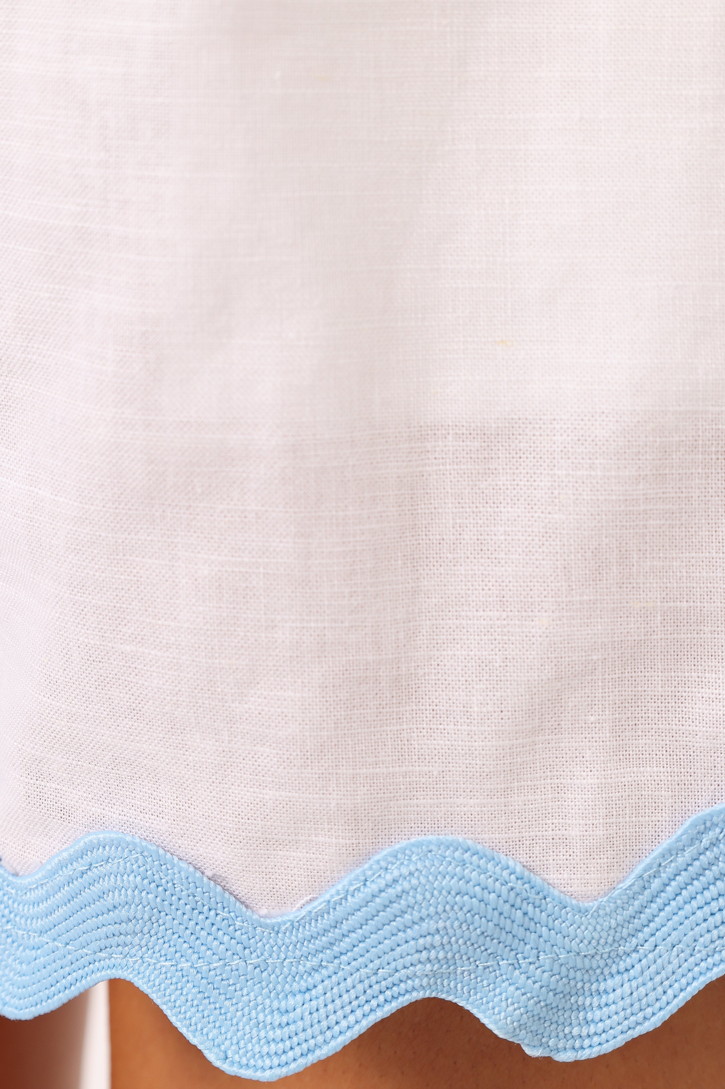 Harry Linen-Cotton High Waist Shorts with Drawstring - White & Blue