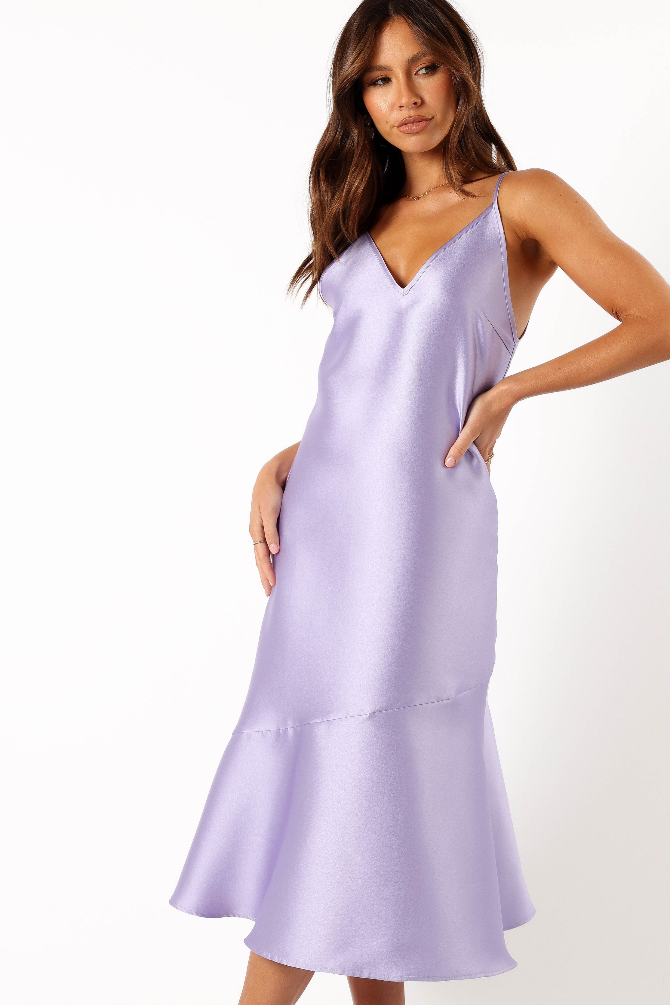 Lavender Novan Midi Dress with V-Neck & Adjustable Straps
