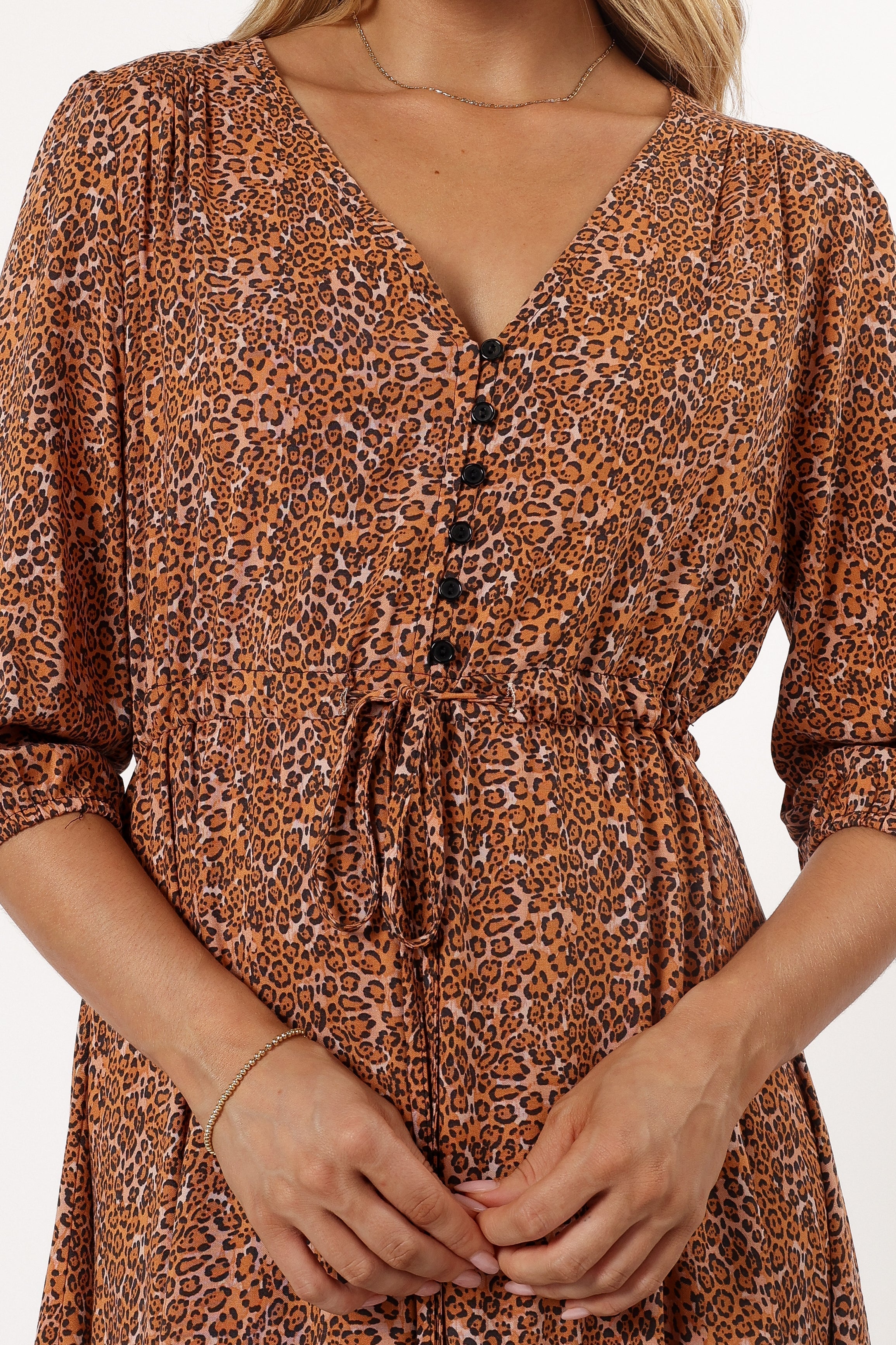 Kelda Leopard Print Maxi Dress with V-Neck & Tie Waist
