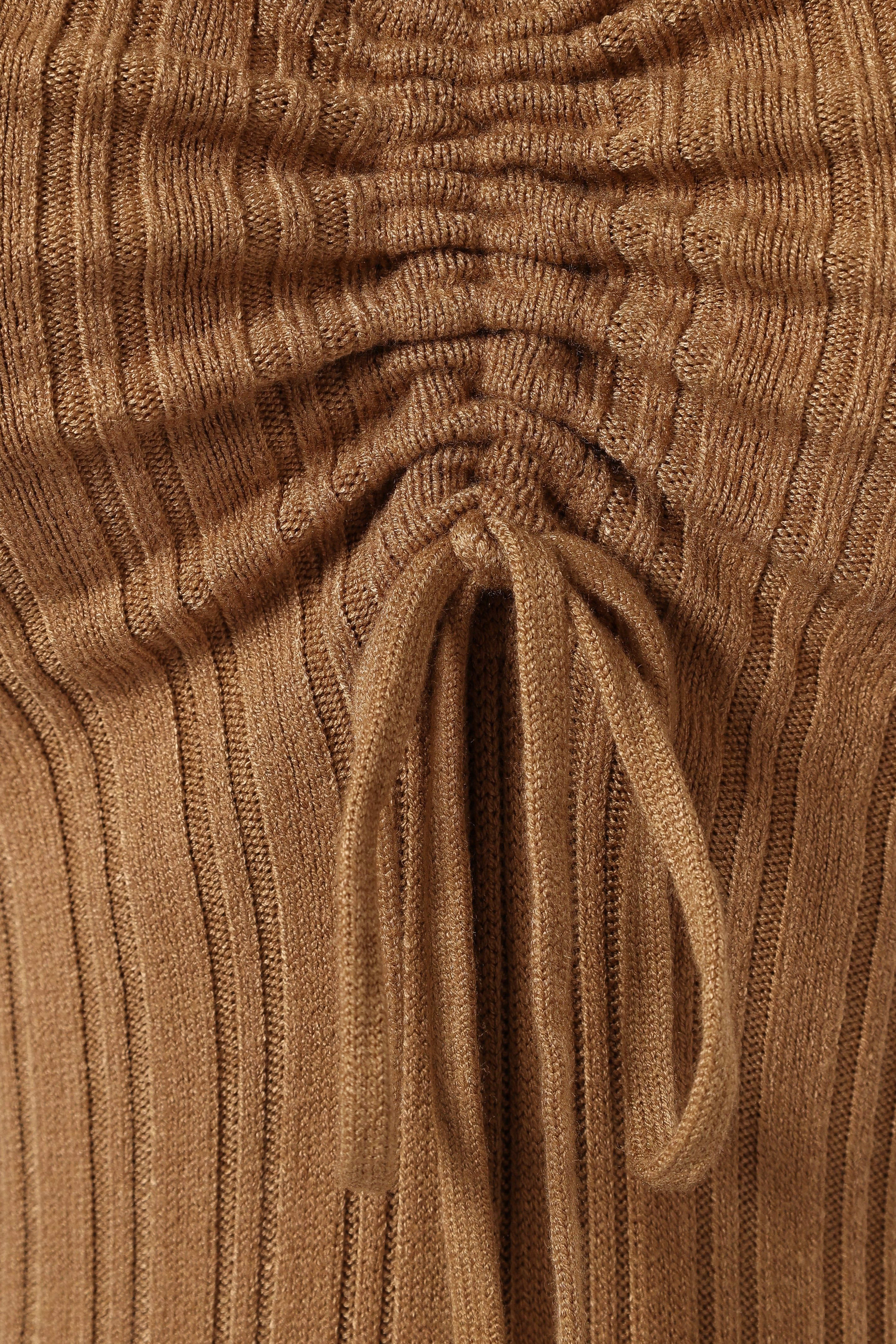 Women's Coffee Ribbed Knit Midi Dress with V-Neck & Long Sleeves