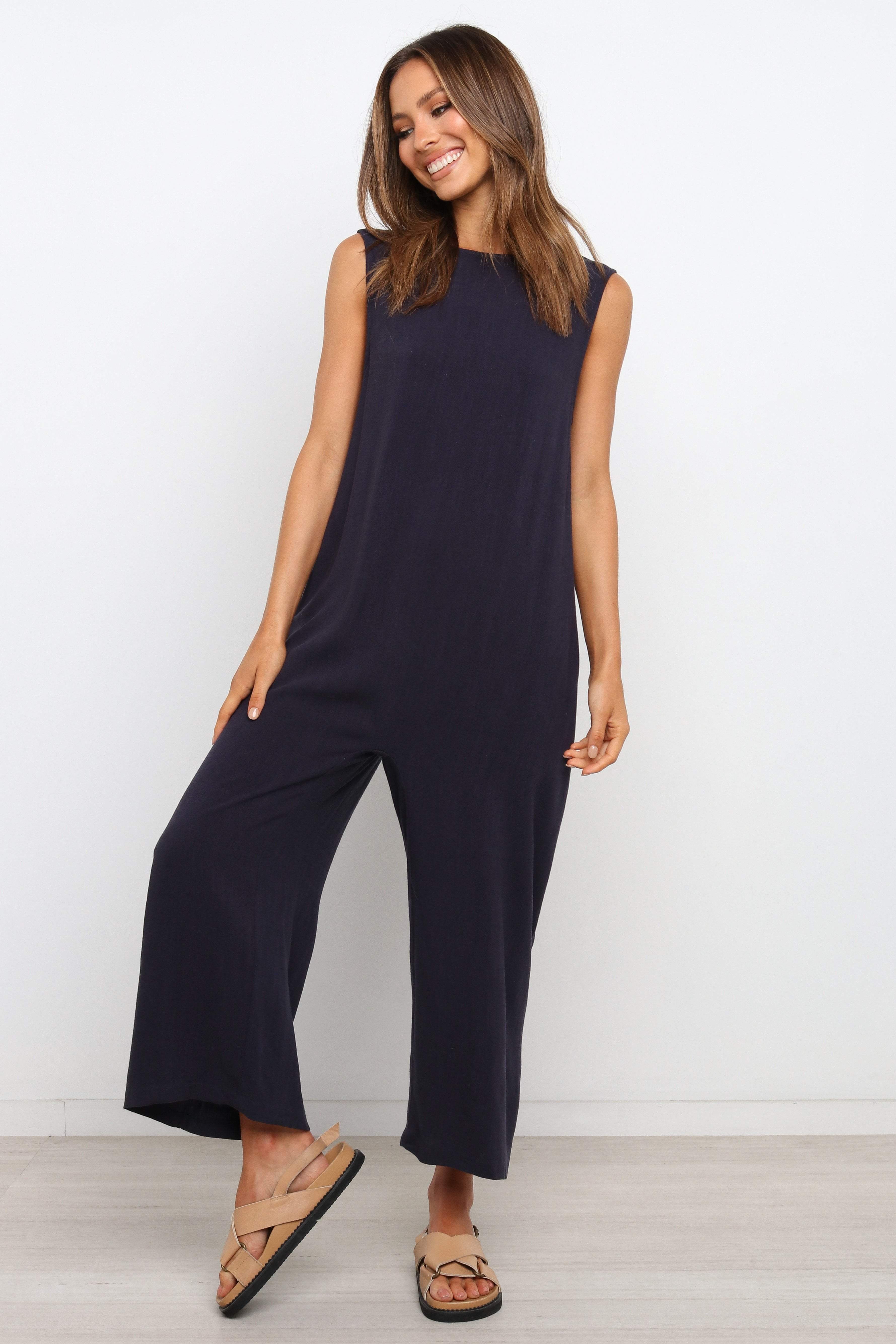Yardlee Navy Linen-Blend Jumpsuit with V-Back & Pockets