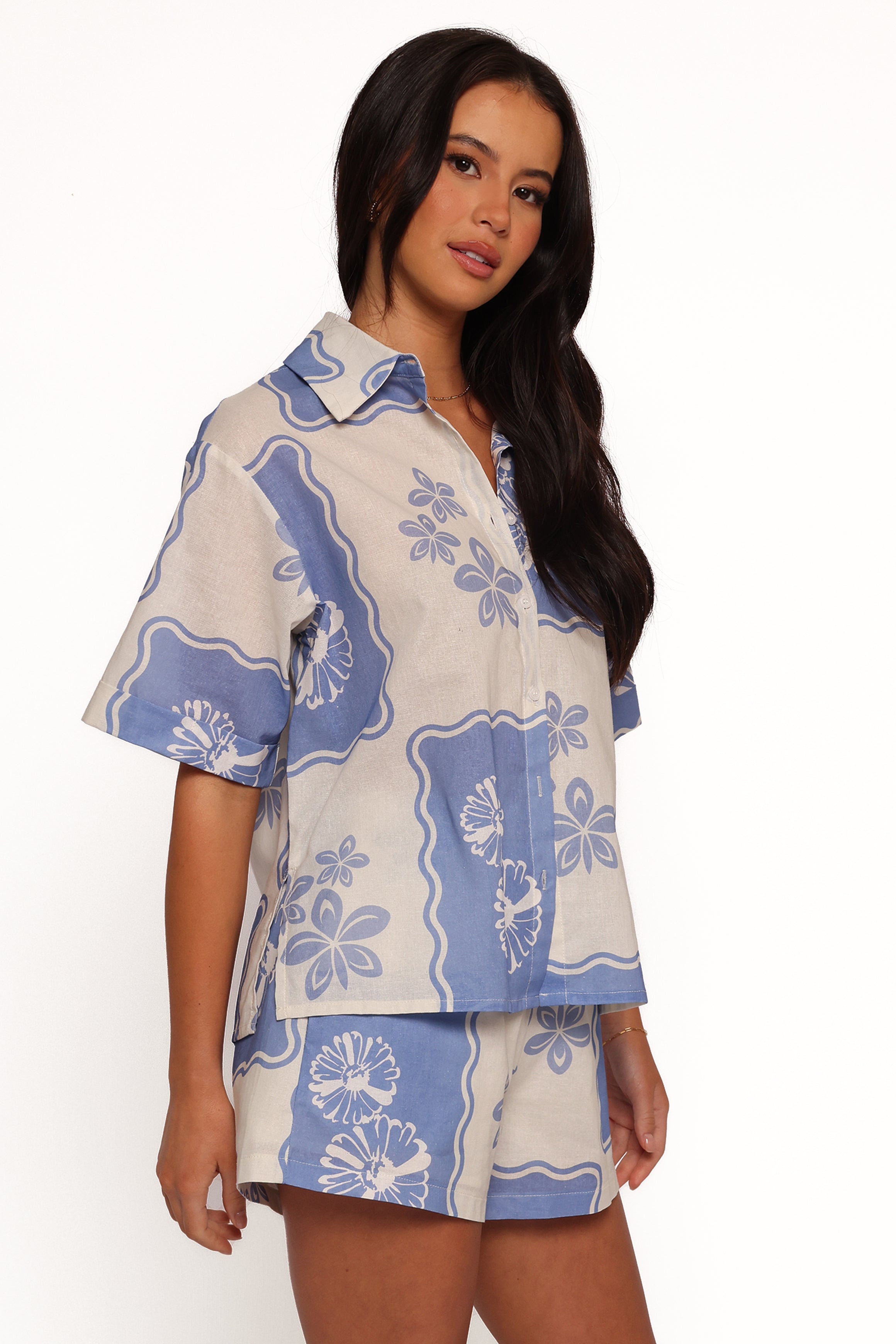 Blue Dahlia Floral Print Short Sleeve Shirt - Linen Rayon Blend