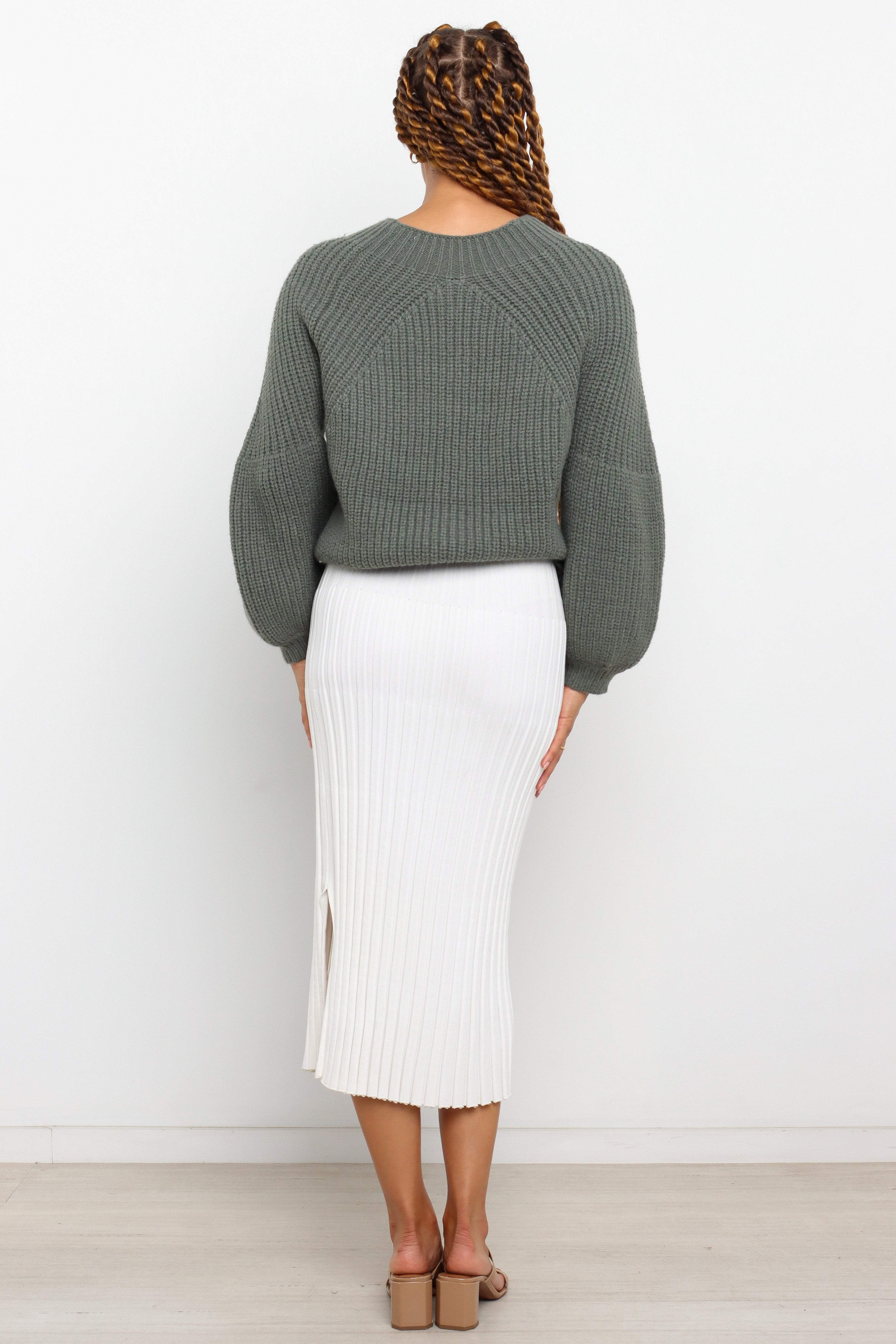 Emerald Green Knit Sweater - Soft Round Neck Long Sleeve