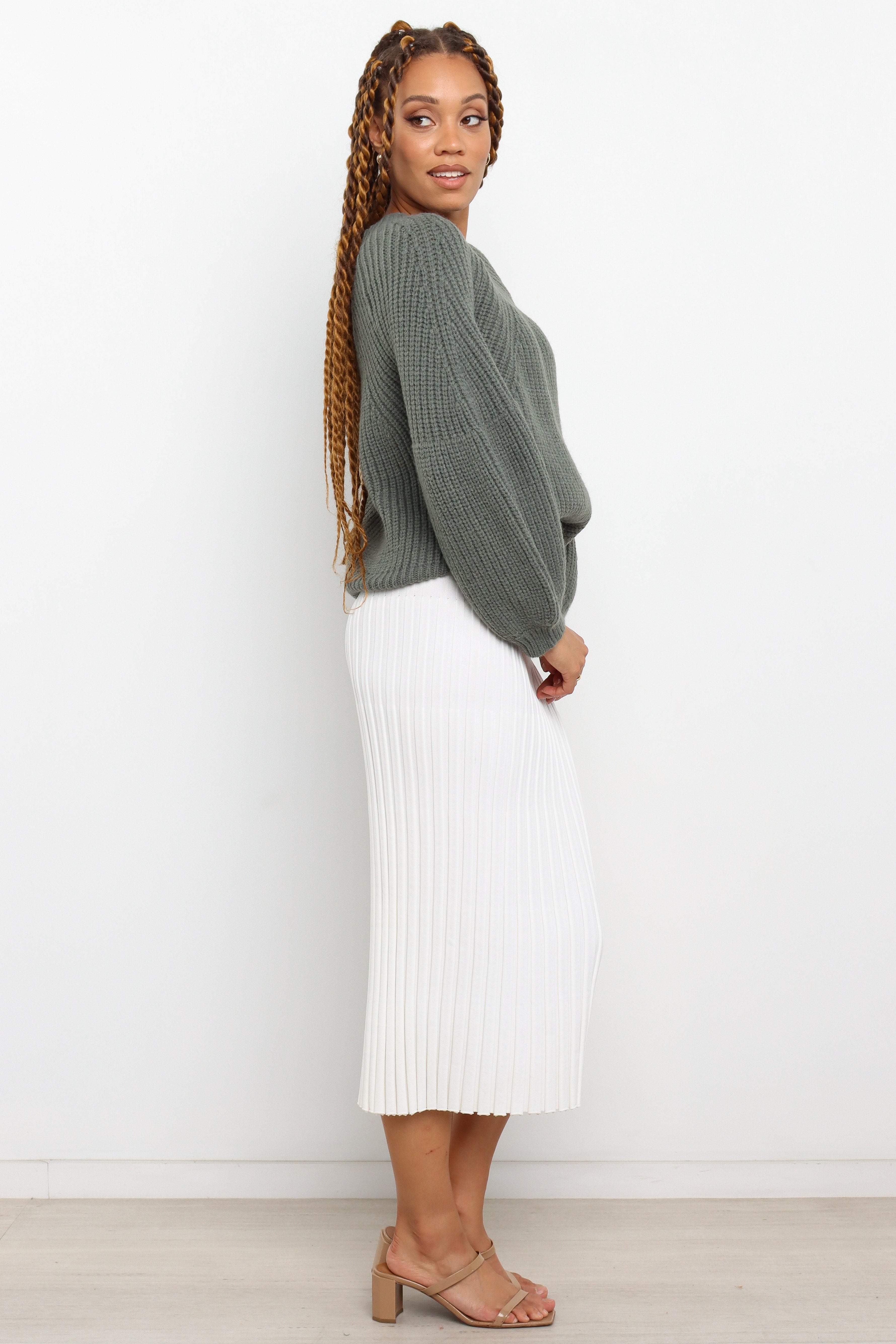 Emerald Green Knit Sweater - Soft Round Neck Long Sleeve