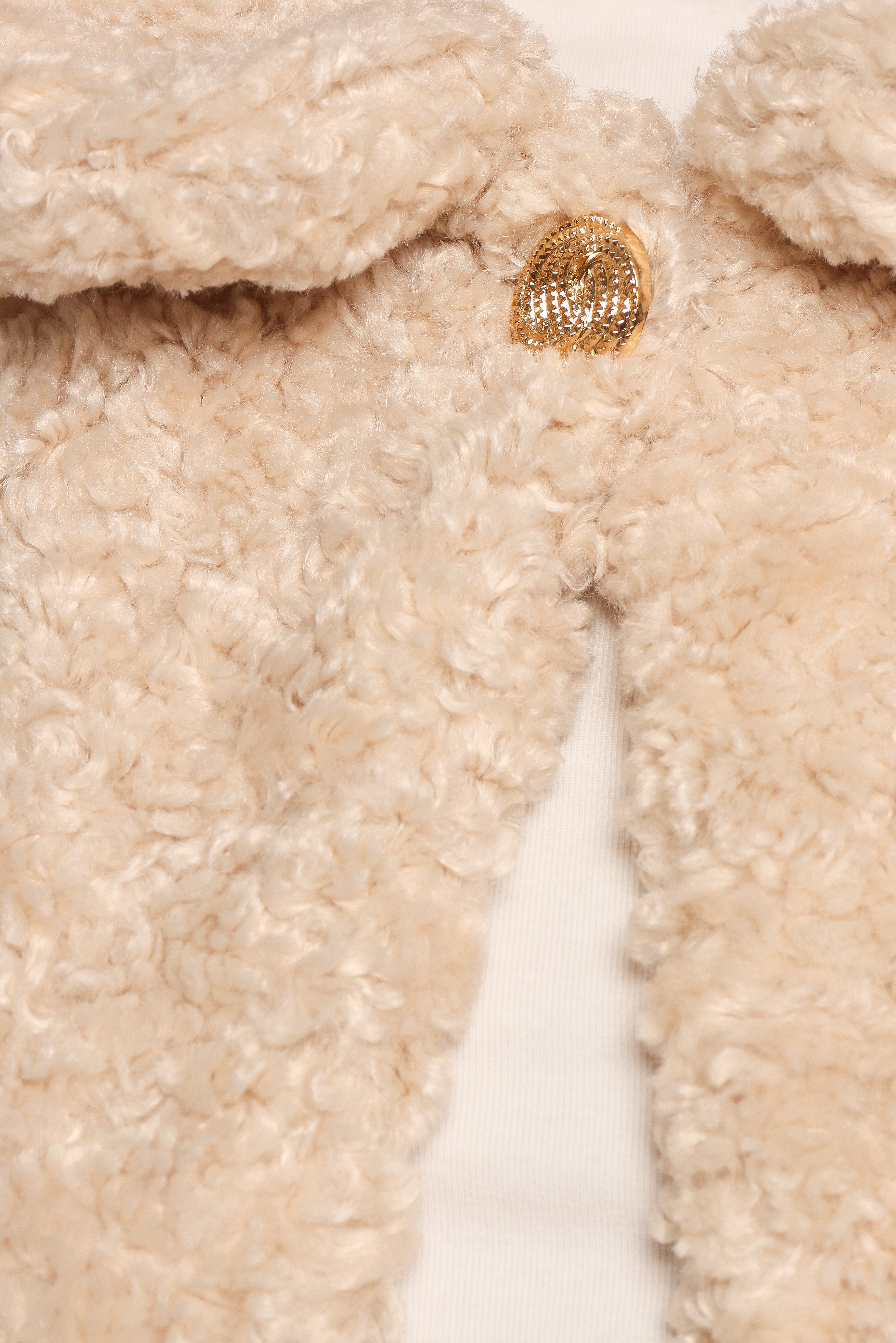 Lucie Faux Fur Jacket - Cream Crop with Peter Pan Collar