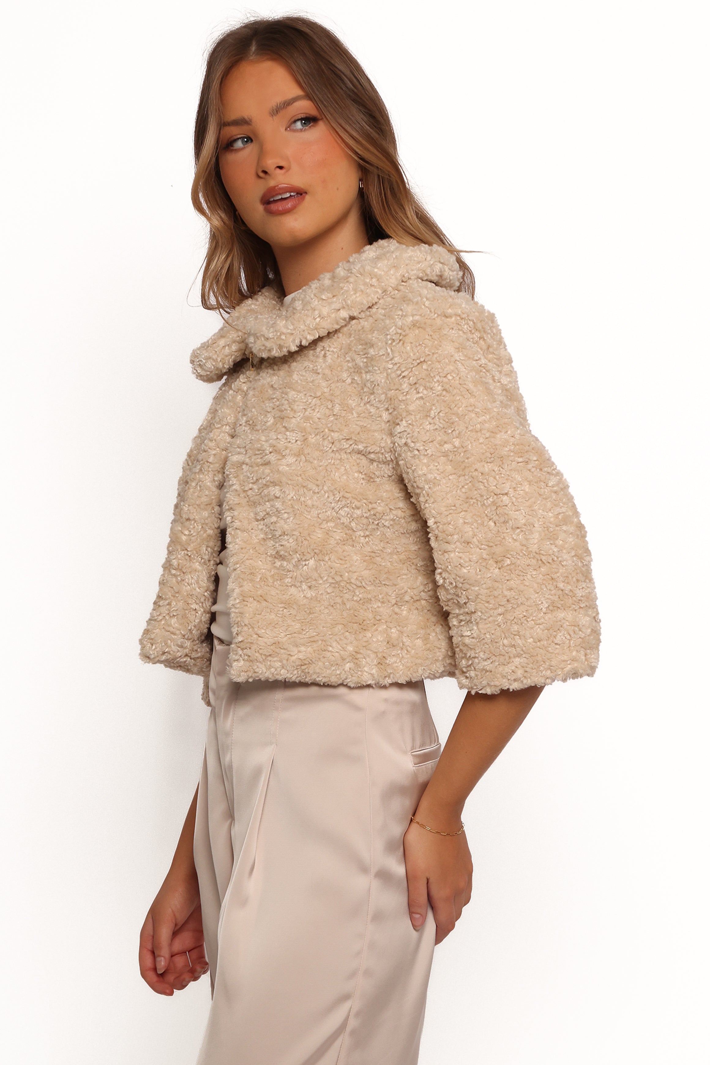 Lucie Faux Fur Jacket - Cream Crop with Peter Pan Collar
