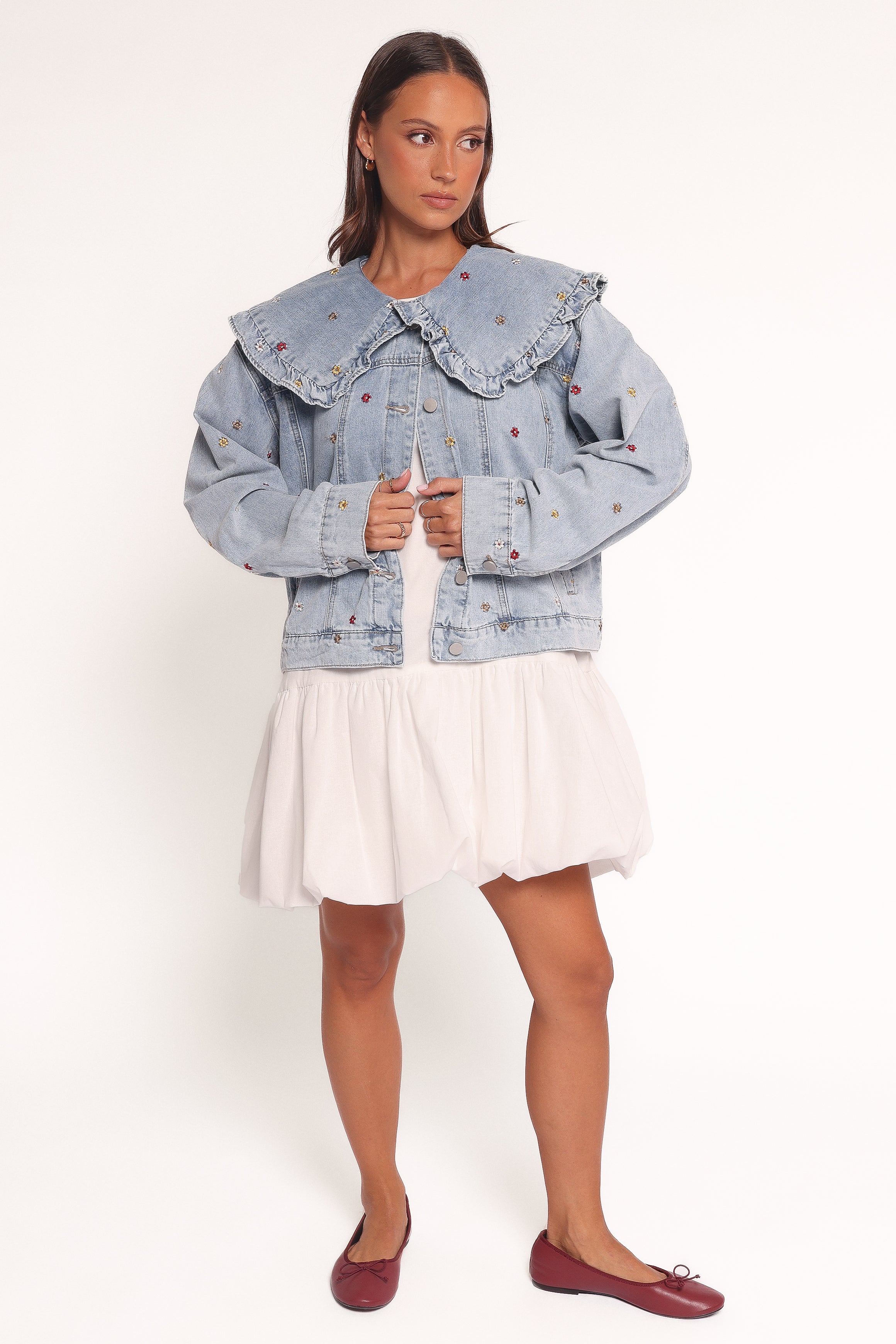 Floral Embroidered Denim Jacket for Women - Medium Blue