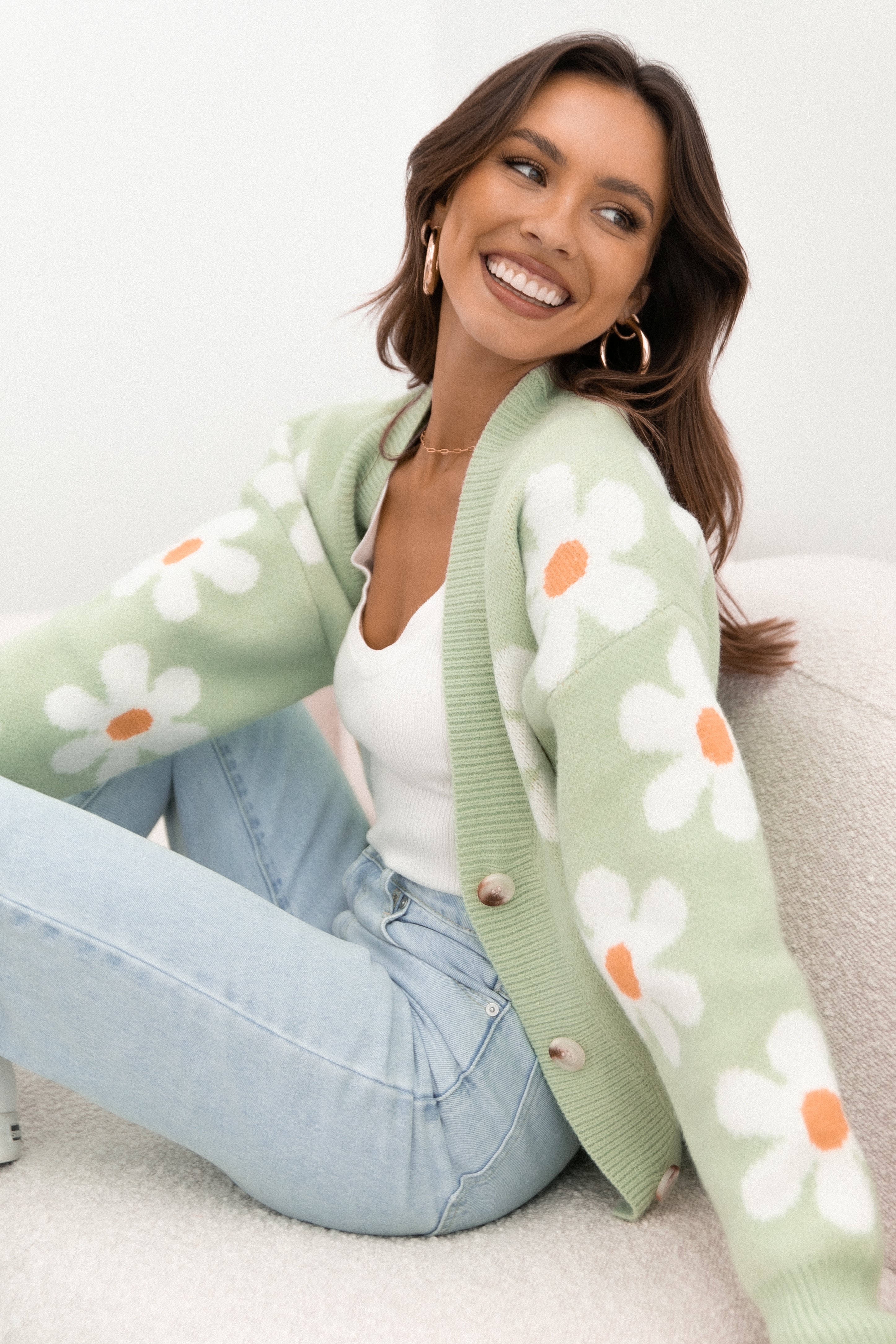 Green Cropped Daisy Print Cardigan - V-Neck Button Front