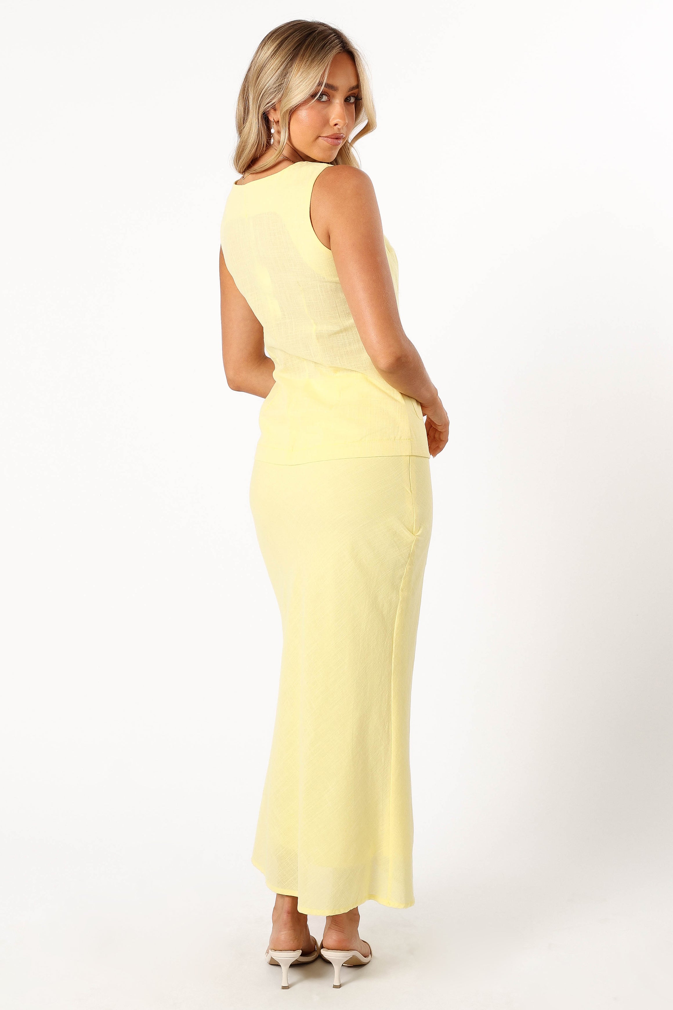 Butter Yellow Cotton Two Piece Set with Pockets & V Neckline
