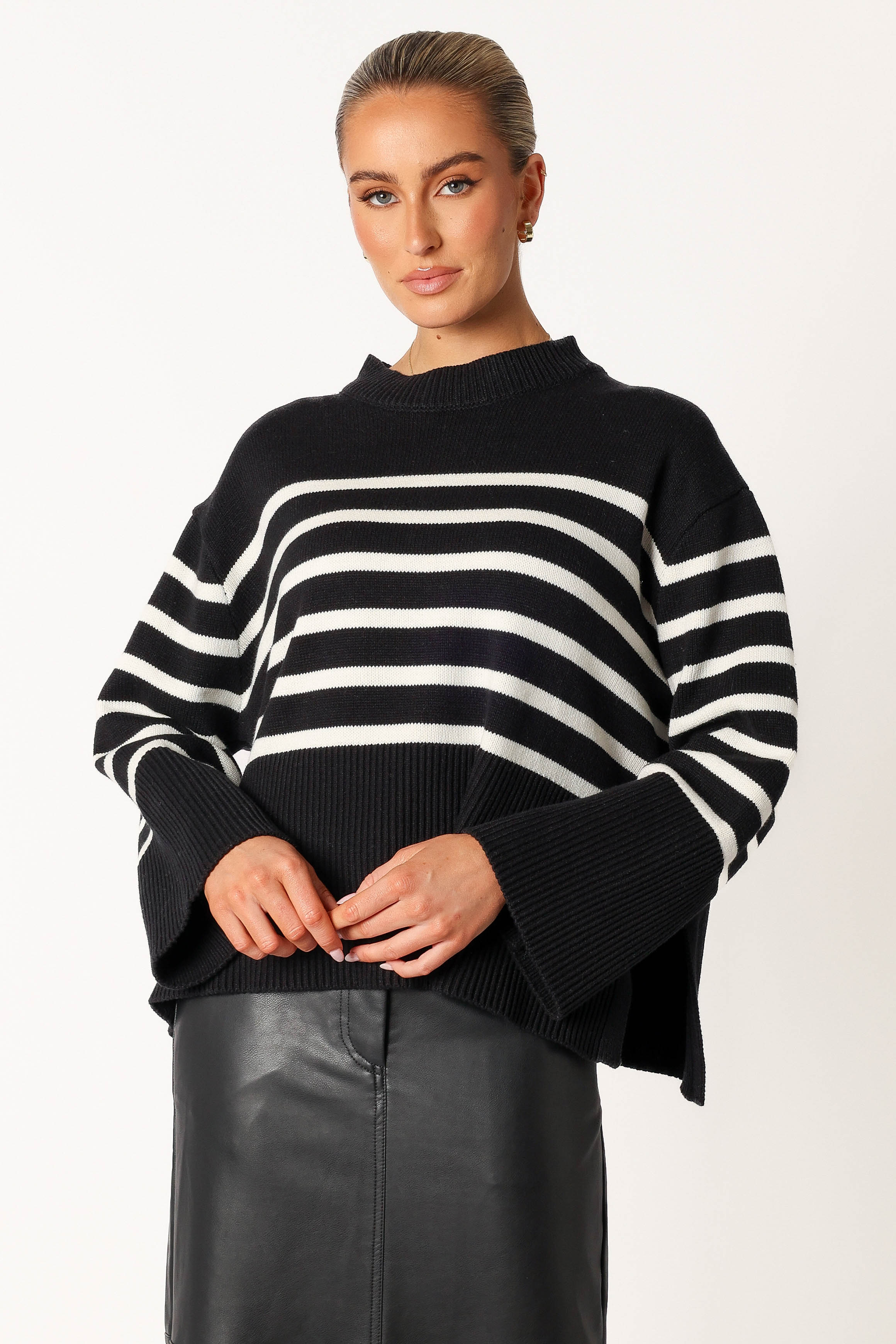 Avalynn Striped Knit Sweater - Black & White Cozy Fall Pullover