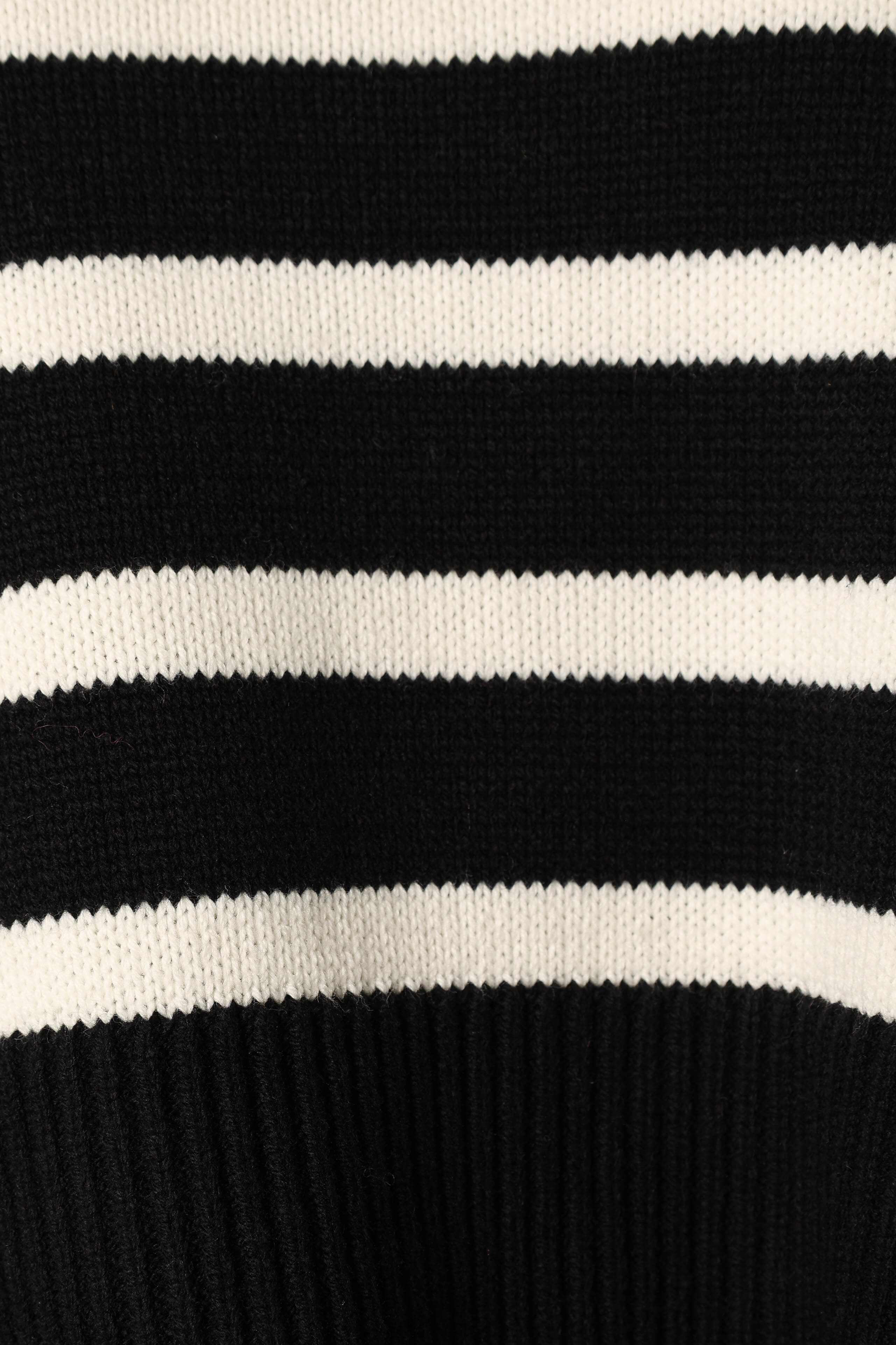 Avalynn Striped Knit Sweater - Black & White Cozy Fall Pullover