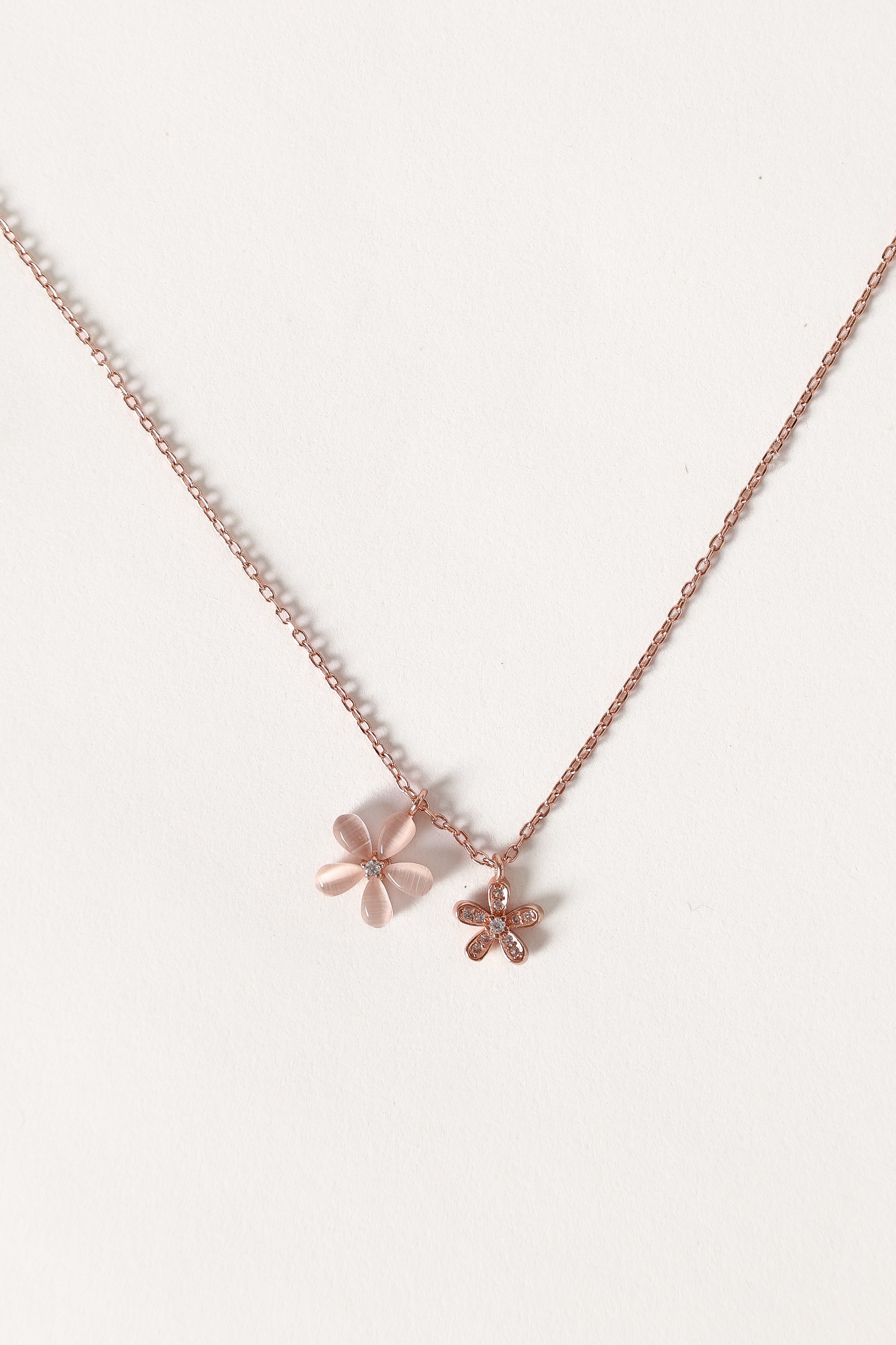 Hana Floral Pendant Necklace in Rose Gold