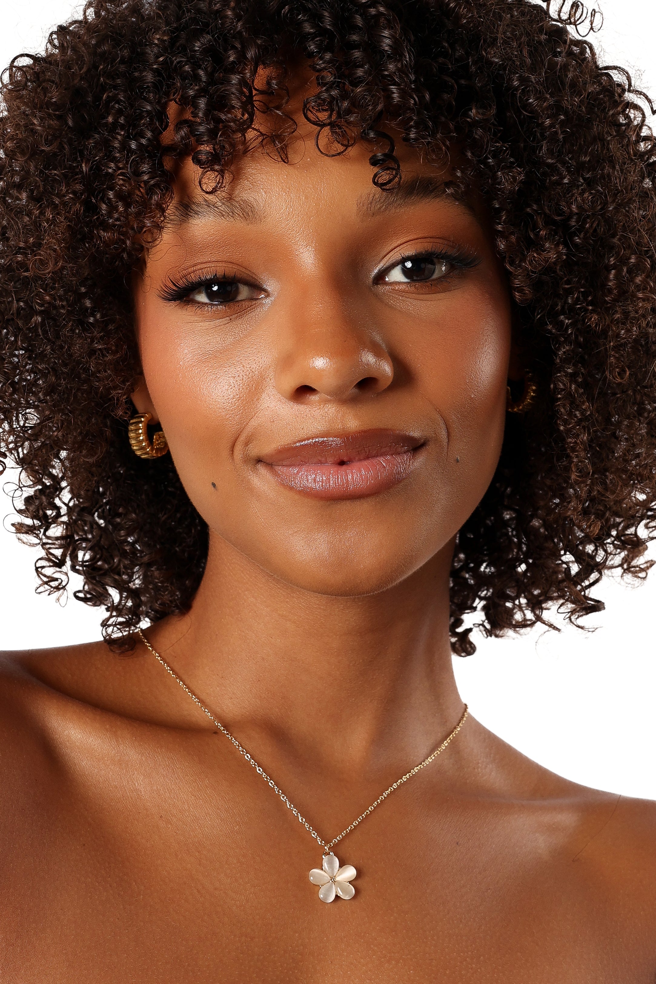 Gold Floral Pendant Necklace - Everlee Adjustable Chain Jewelry
