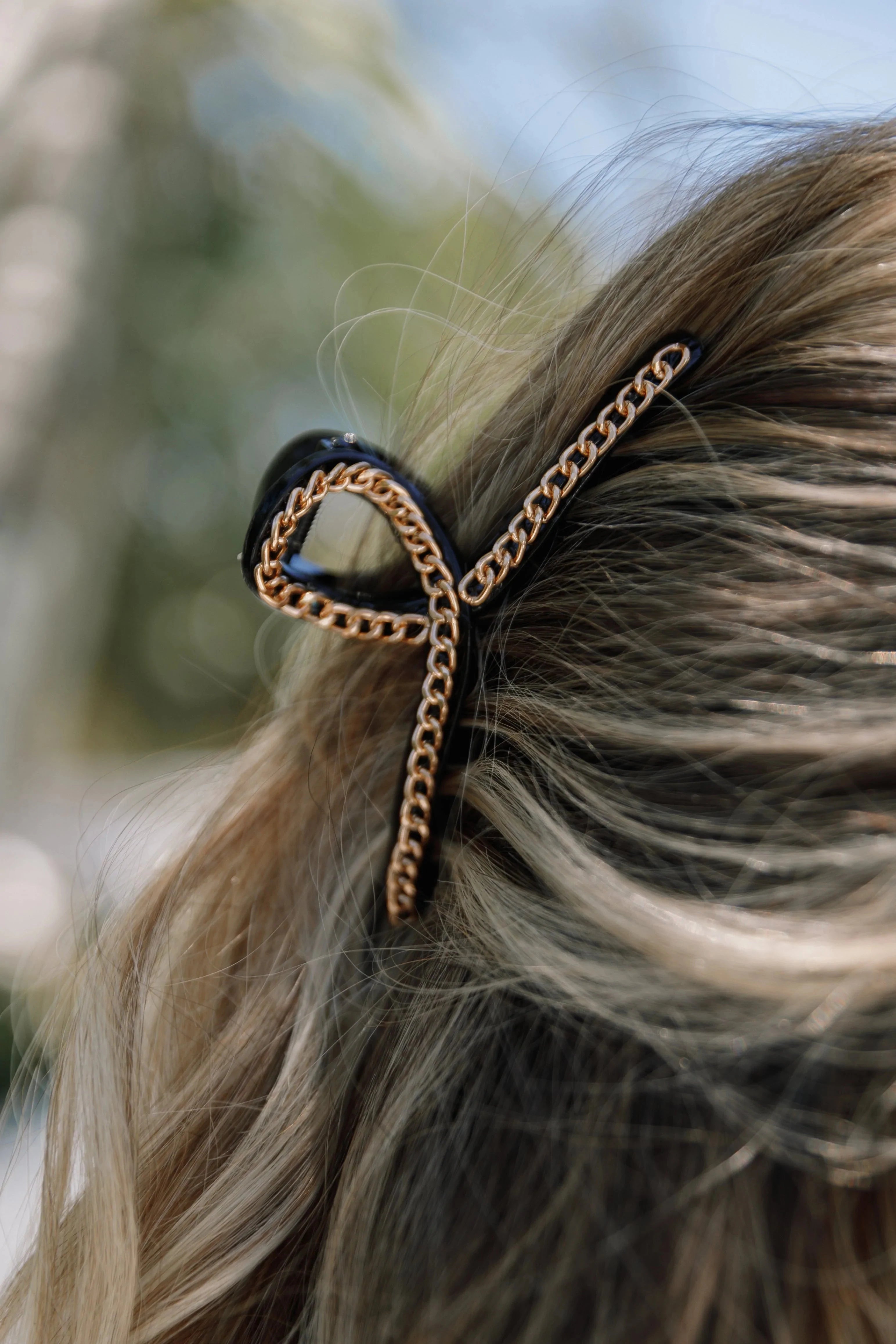 Black Claw Hair Clip with Gold Chain Detail - Jenny Hair Accessory