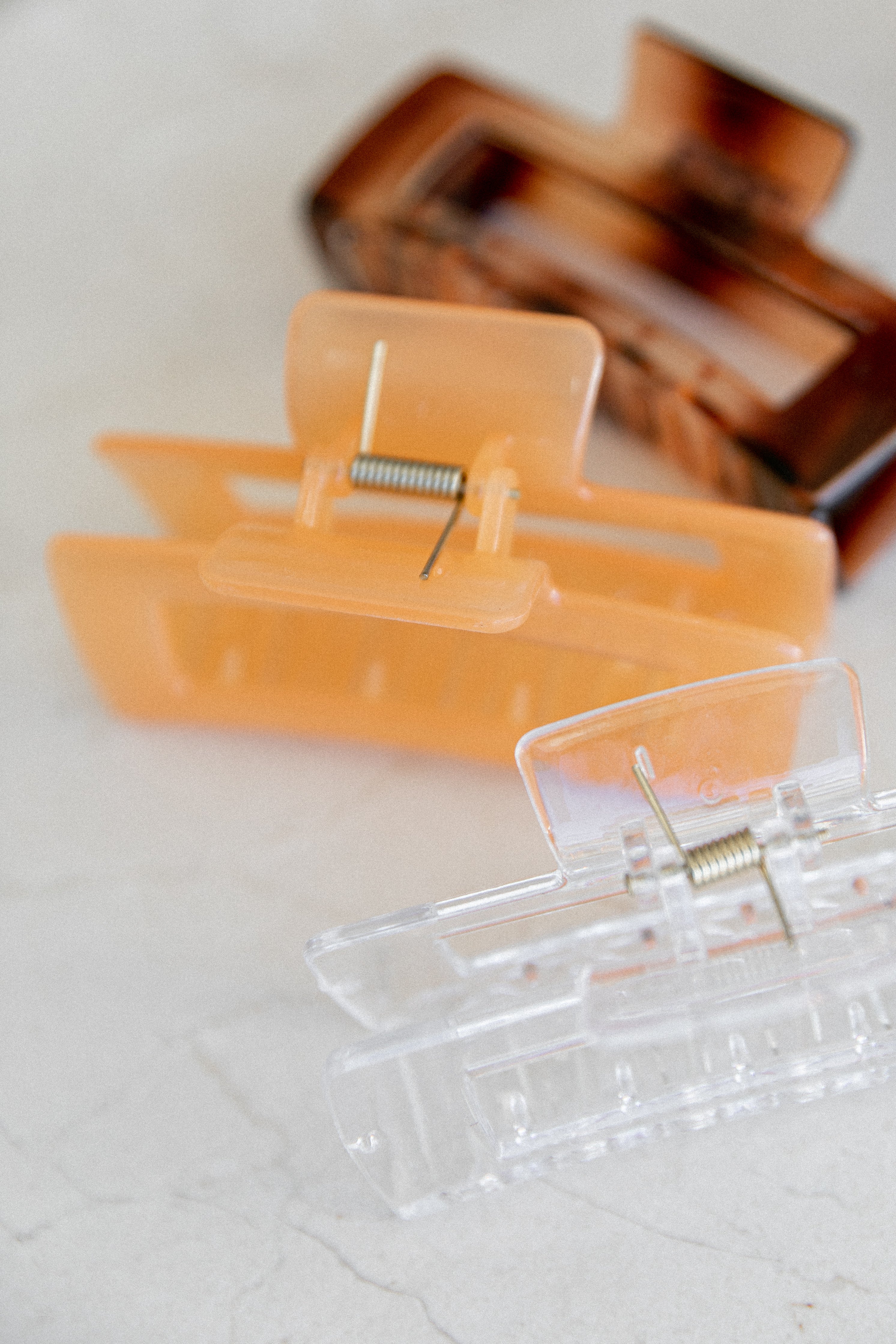 Hannah Hair Claw Clips 3-Pack - Tonal PVC Hair Clips