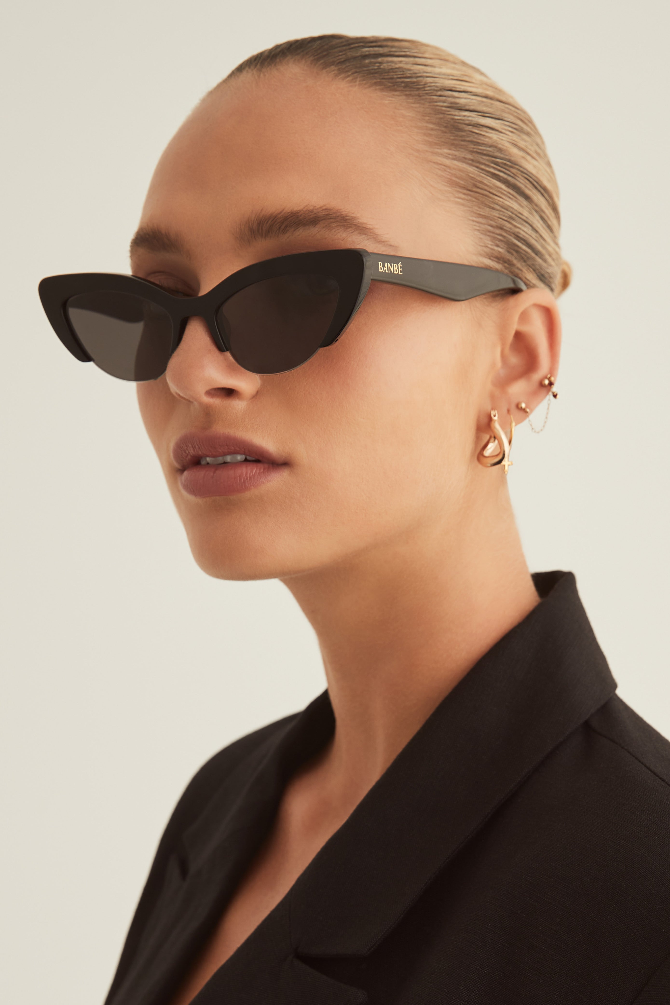 Banbé The Ambrosio Black Cat Eye Sunglasses – Polarized UV Protection