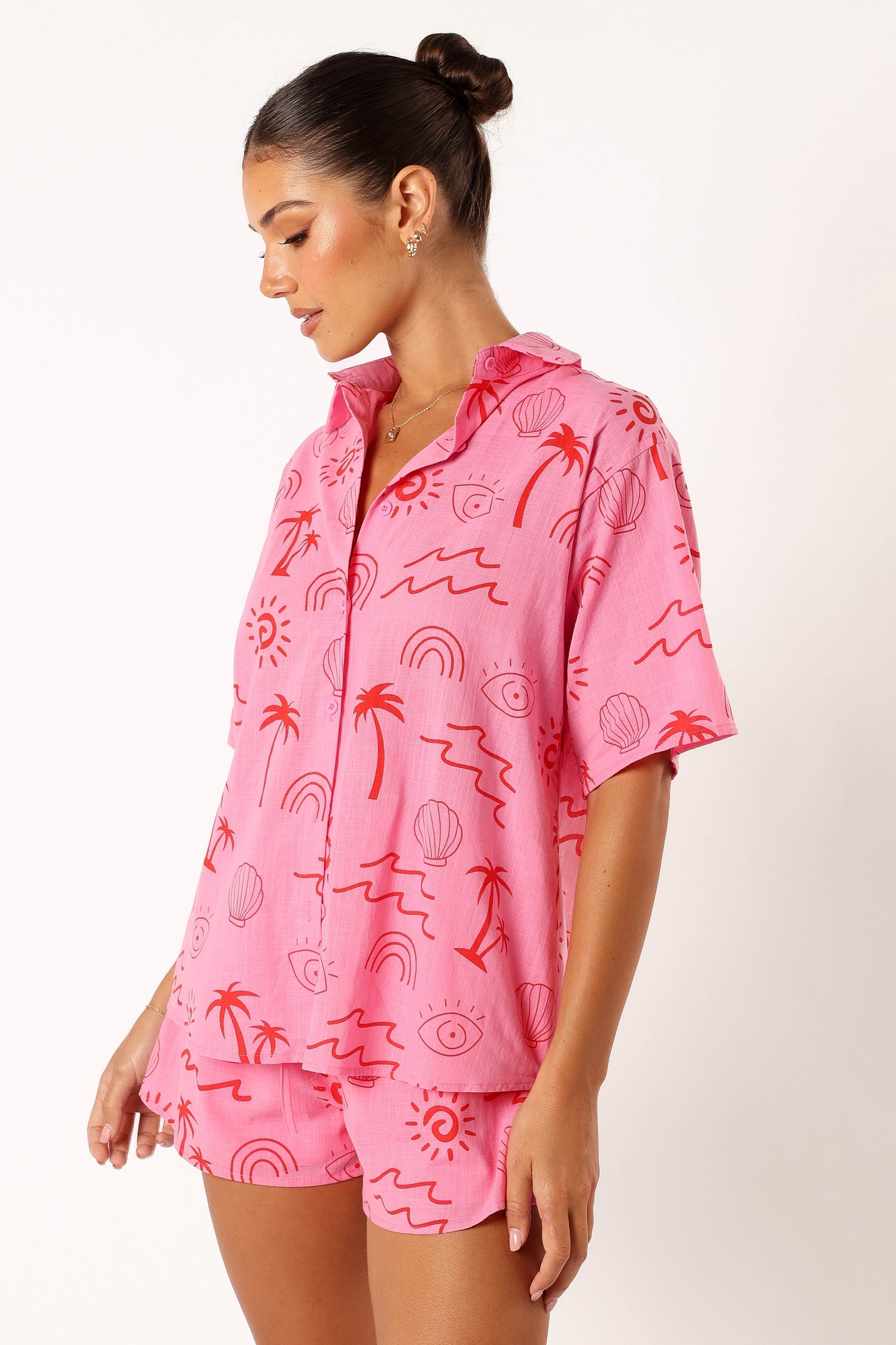Women's Pink & Red Abstract Print Shorts Set - Summer V-Neck Top & High Waist Shorts