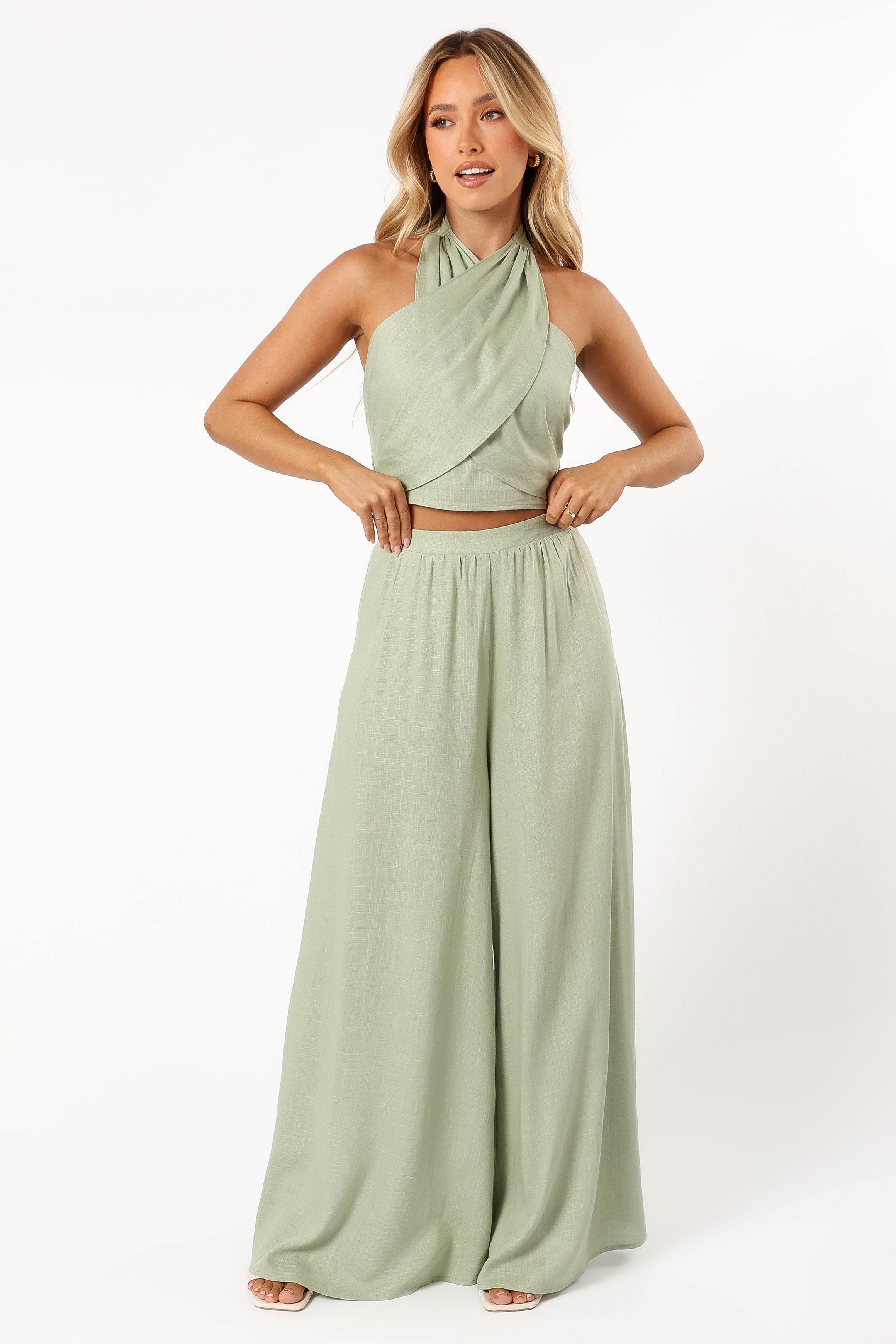 Women's Green Halter Top & High-Waisted Pant Set - Linen Rayon Blend