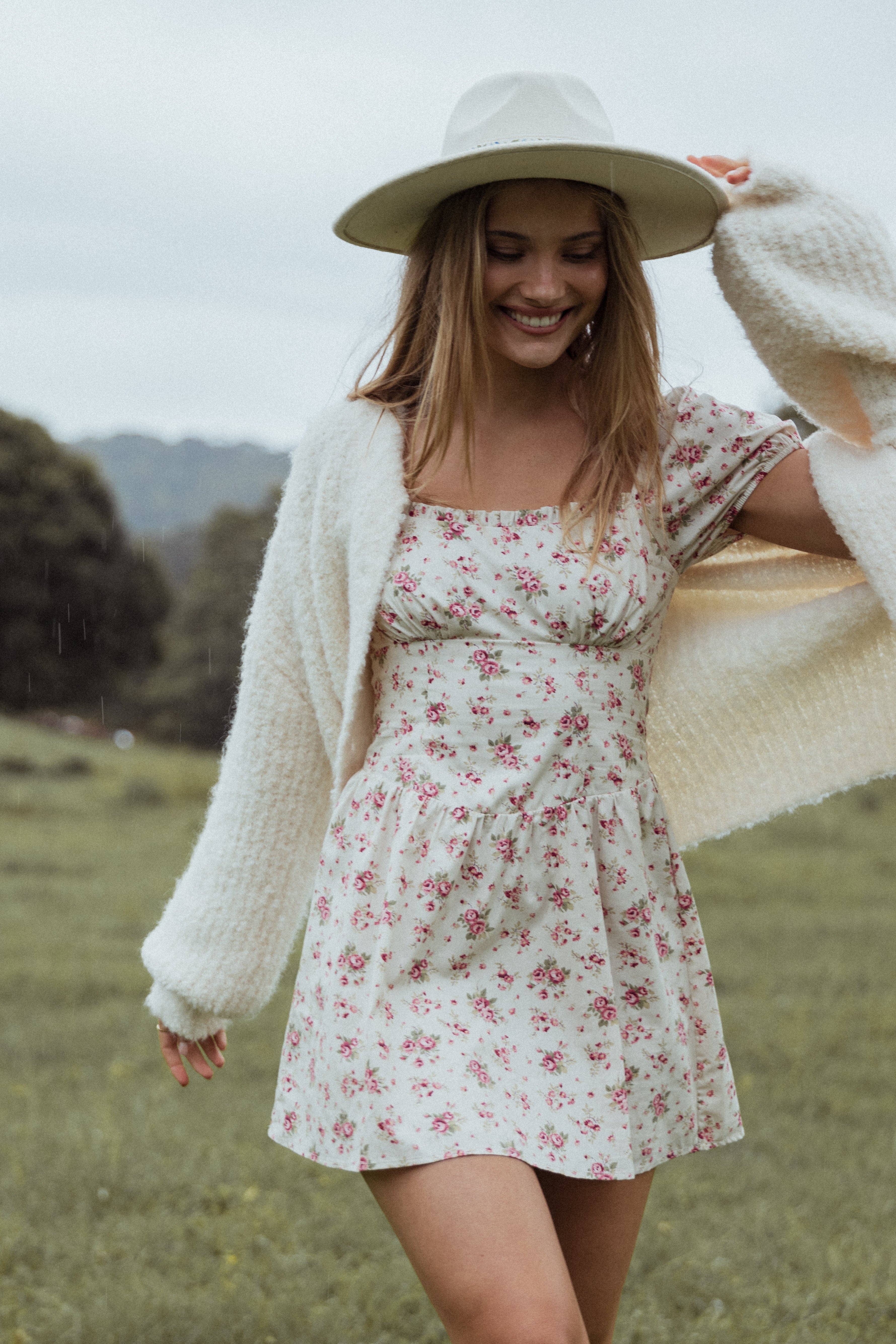 Red Floral Mini Dress - Isobelle Square Neck Short Sleeves