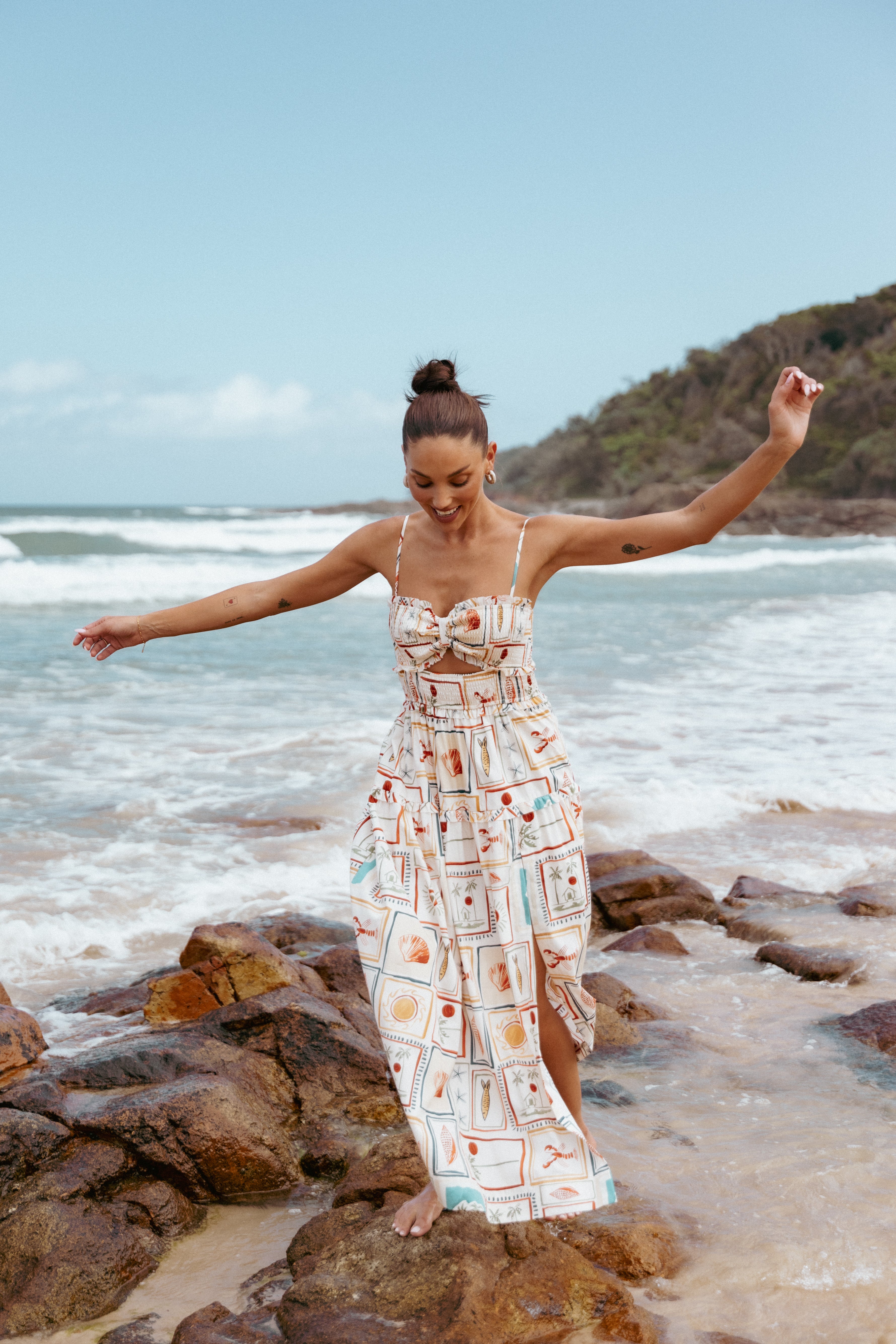 Women's Sardinia Print Maxi Dress with Sweetheart Neckline – Hana