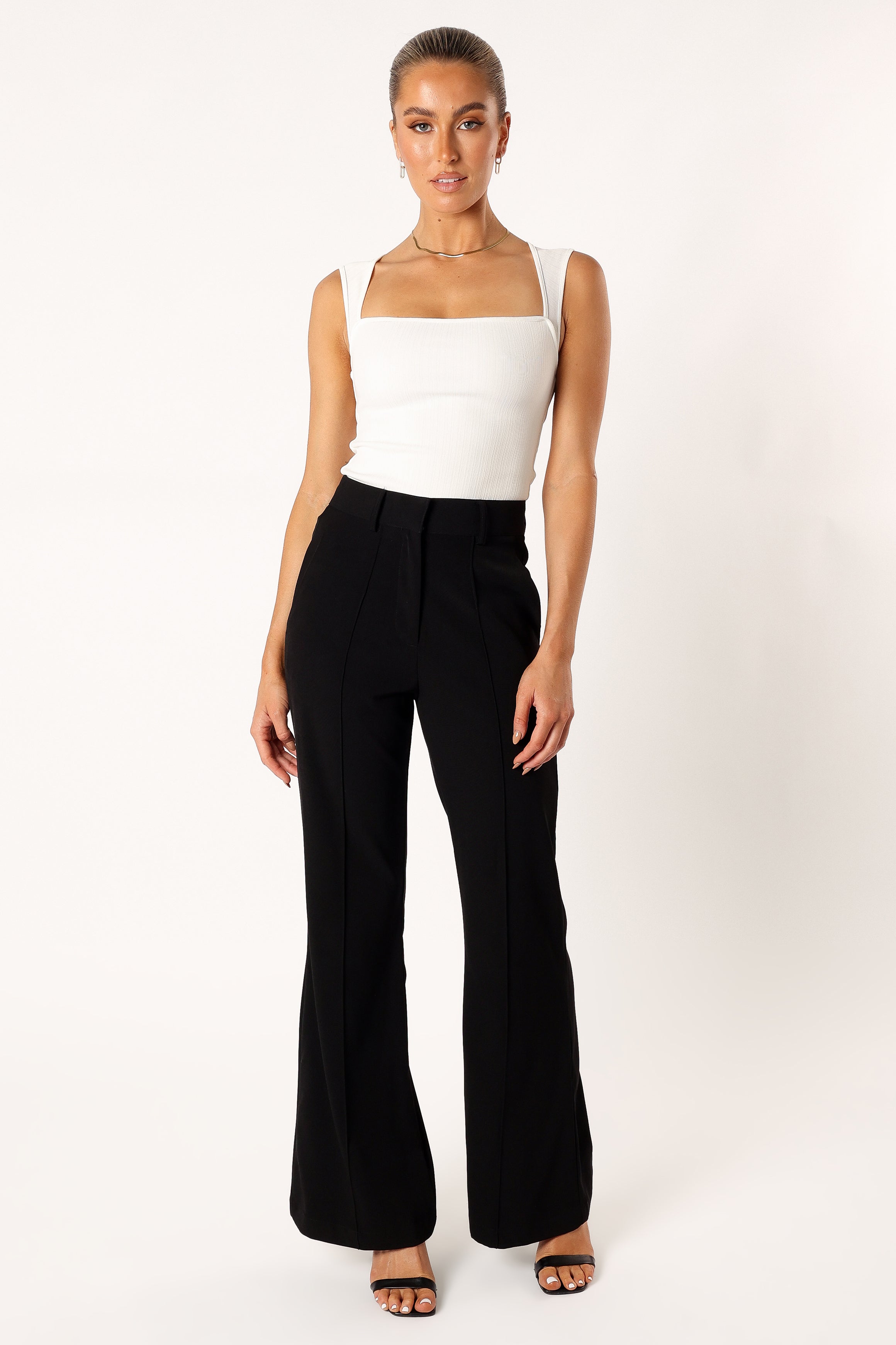 White Sleeveless Ribbed Top - Clara Stretch Lined Blouse