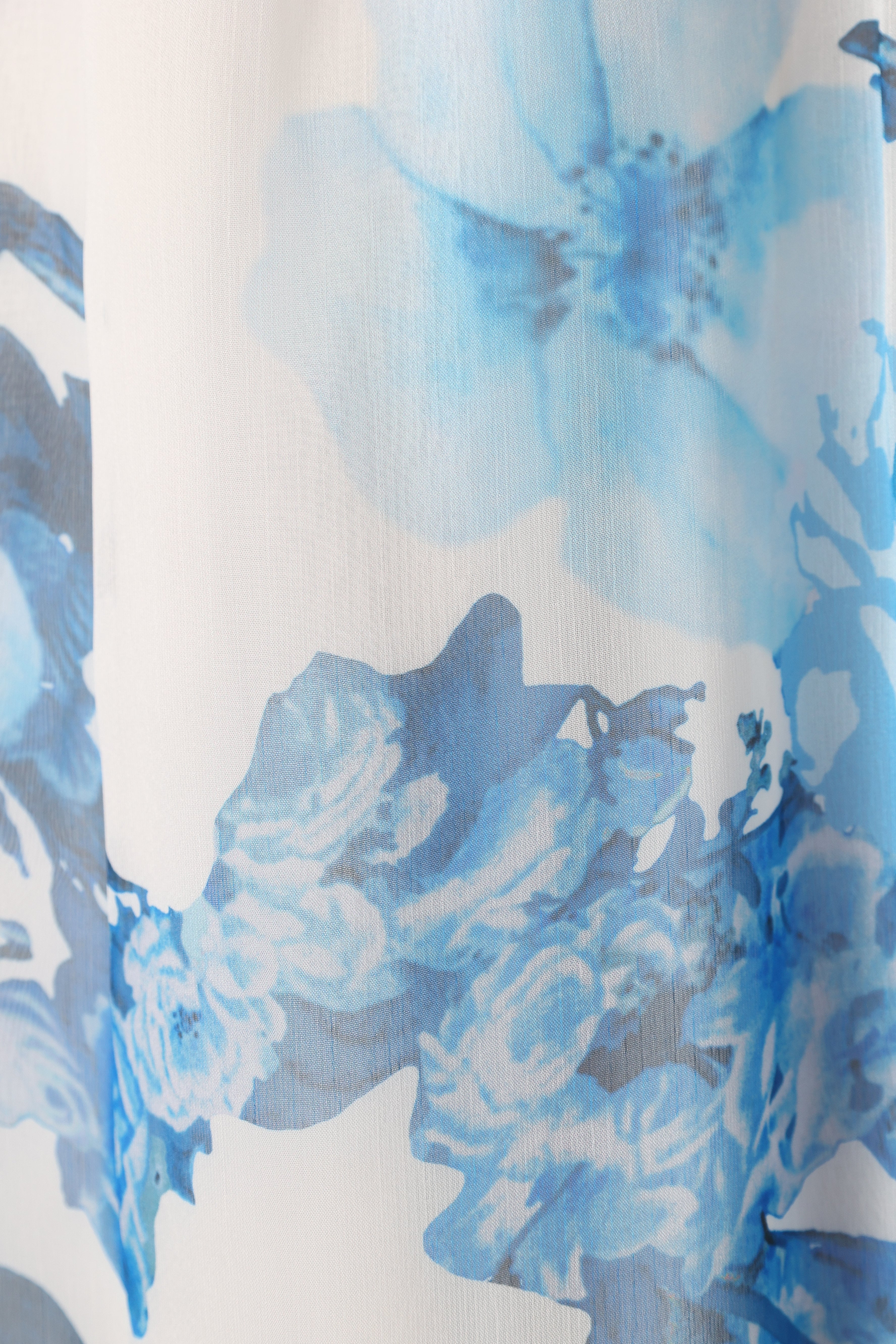 Floral Ruffle Shoulder Maxi Dress - Blue & White