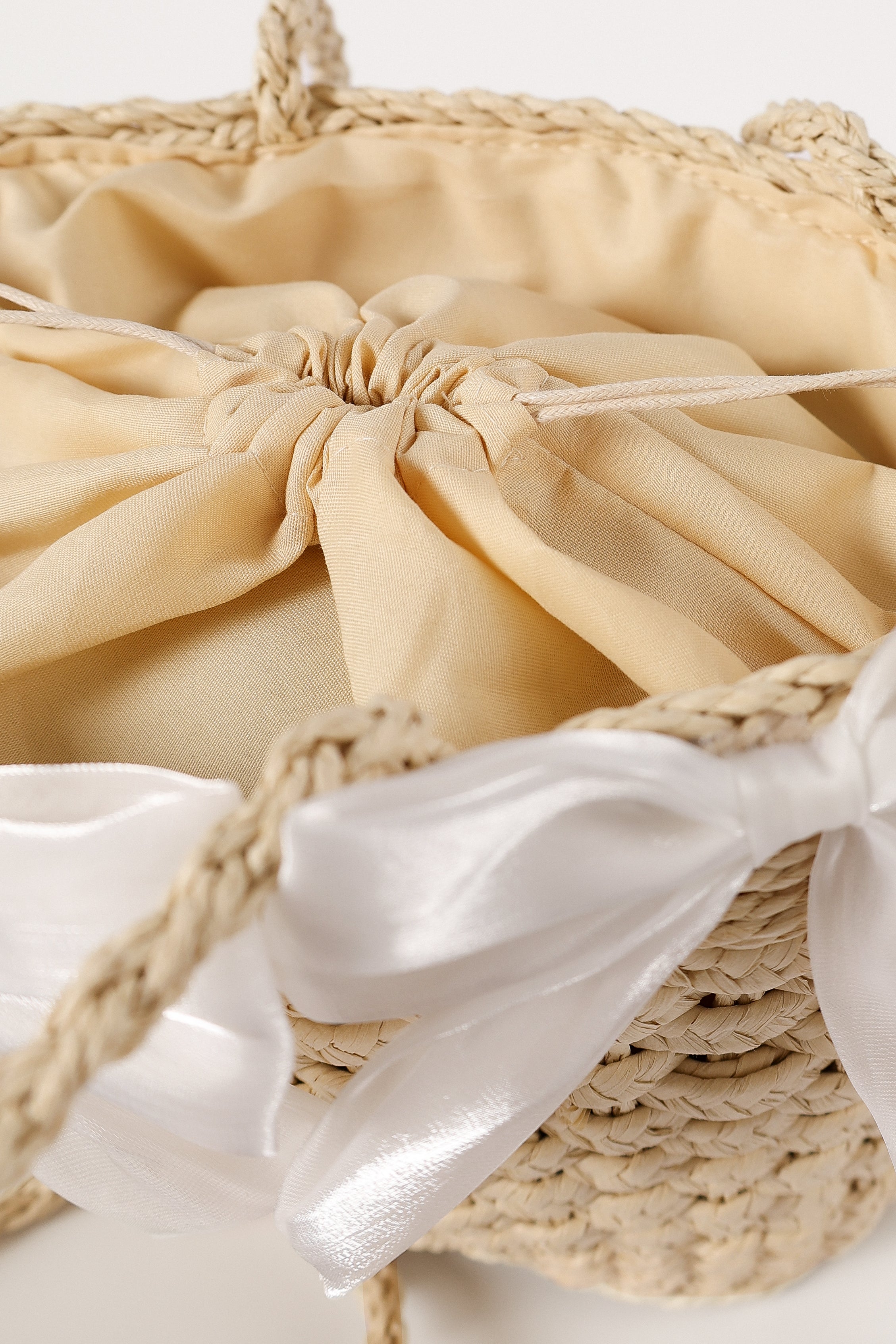 Woven Bow Handbag - Neutral Ashy Summer Bag