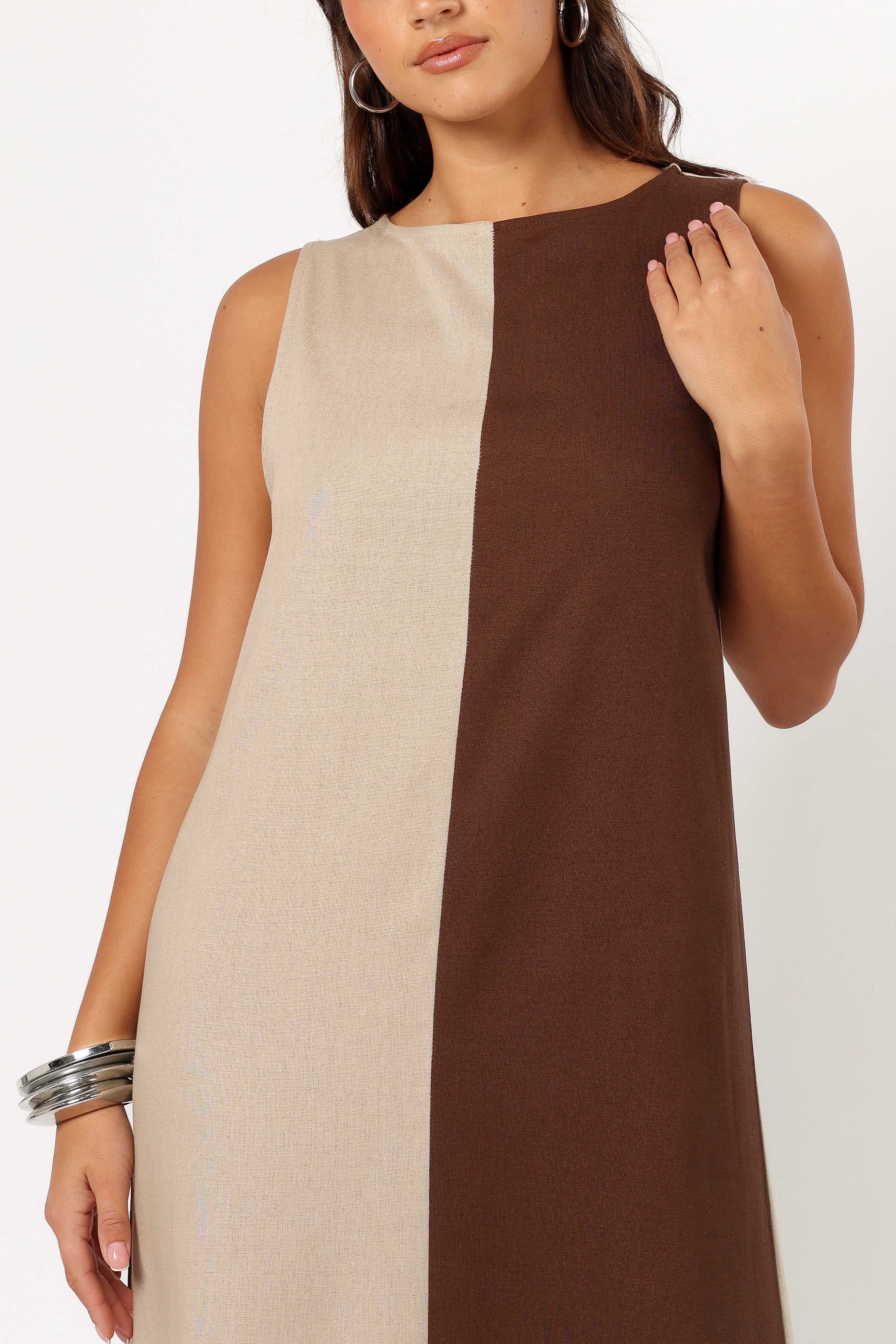 Lindi Brown Beige Maxi Dress - Sleeveless Open Back Shift Style