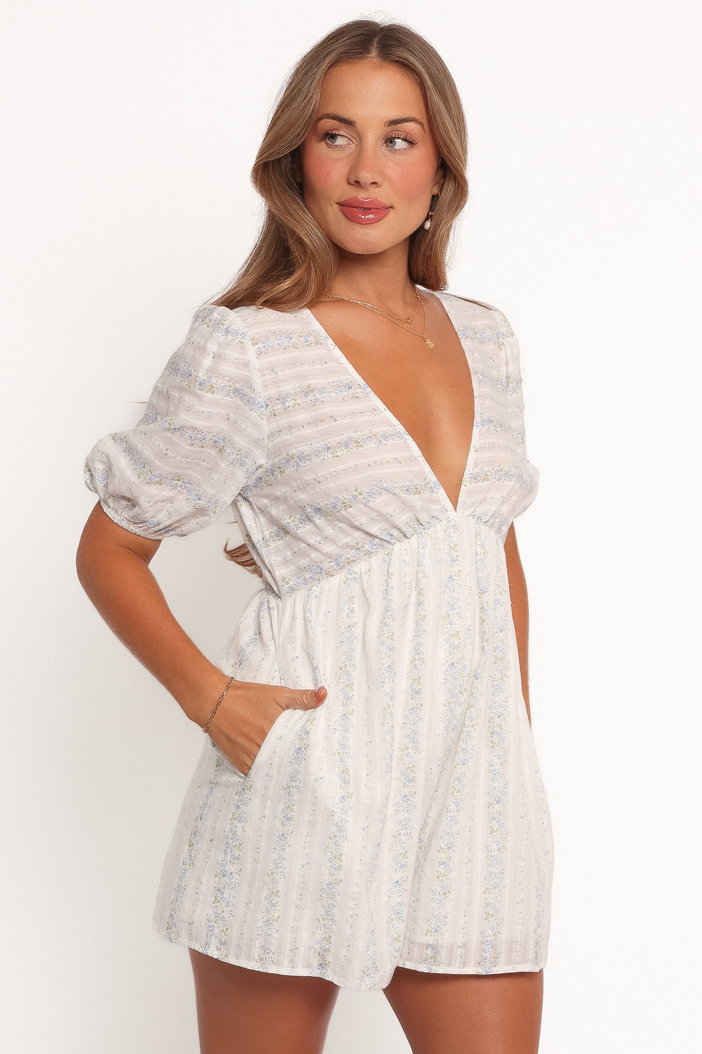 White Floral Print V-Neck Romper with Pockets – Aisley