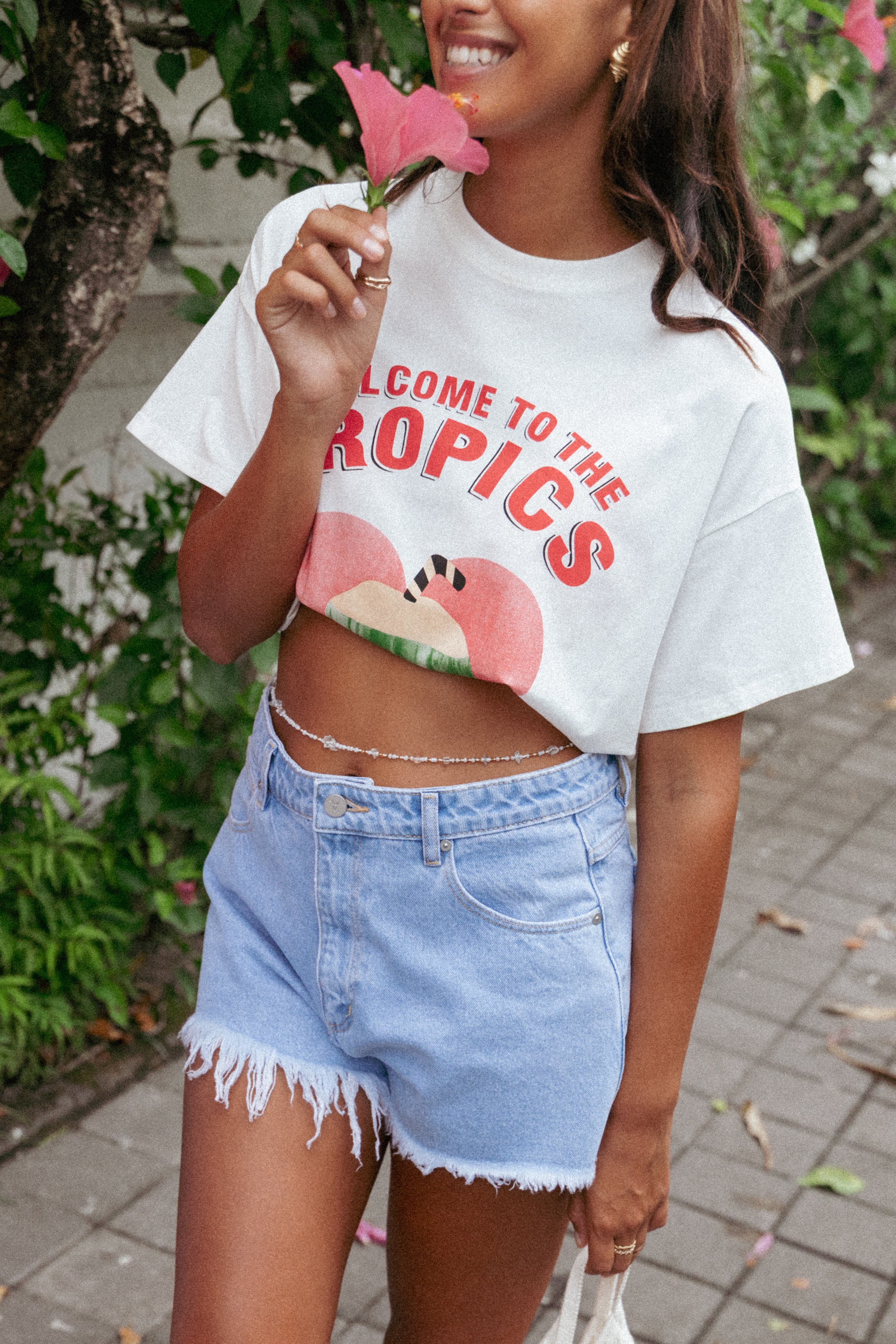 Oversized Tropical Graphic T-Shirt - 100% Cotton White Tee