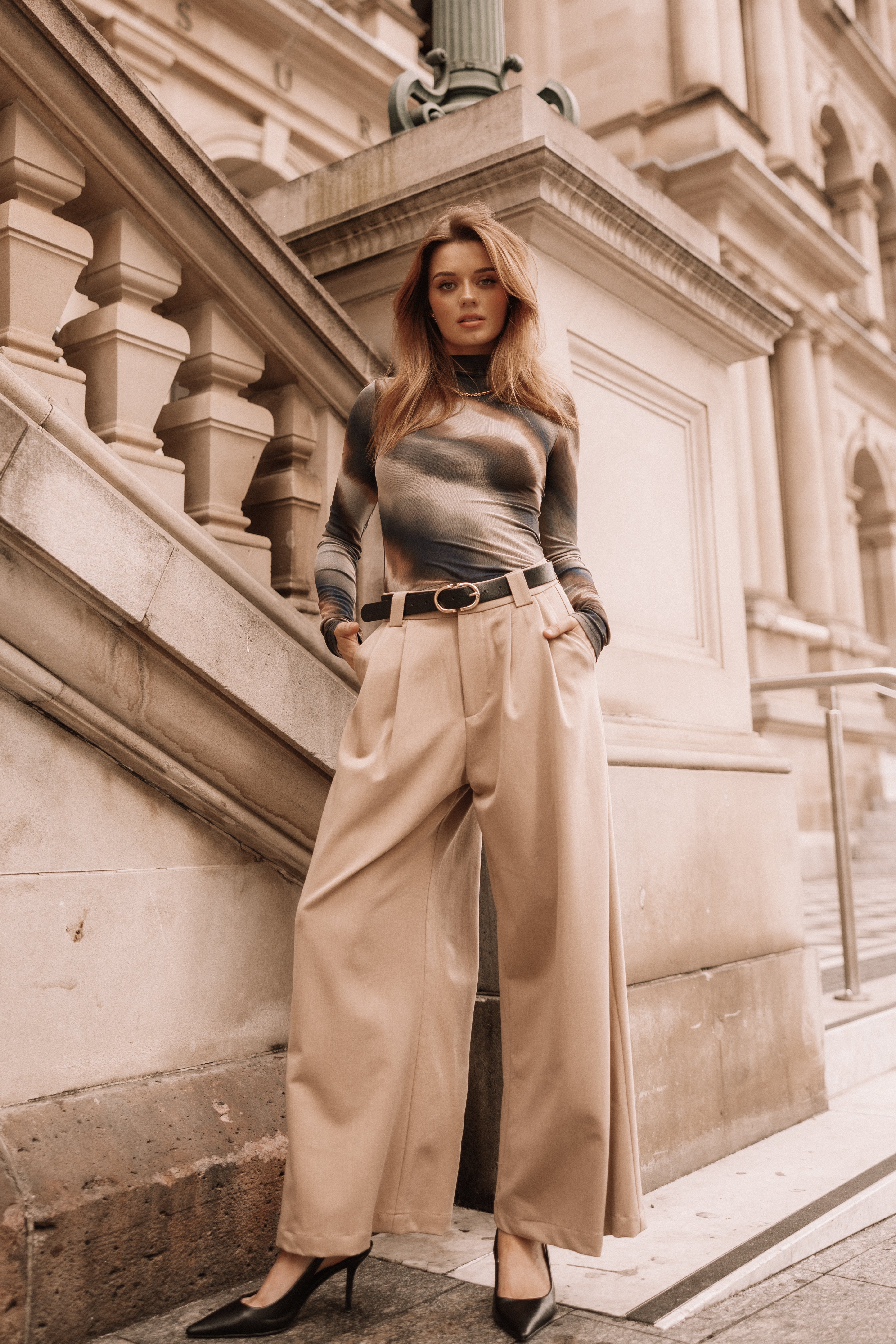 High-Waisted Wide Leg Pants - Sadella Sand