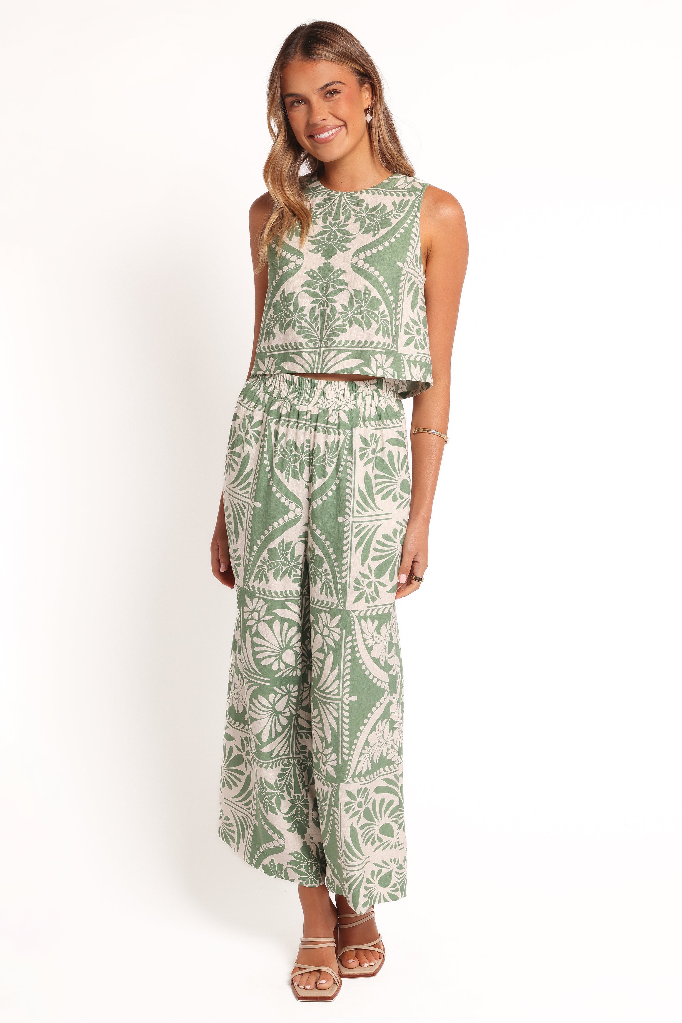 Green Floral Cropped Top - Square Neckline & Rayon Blend