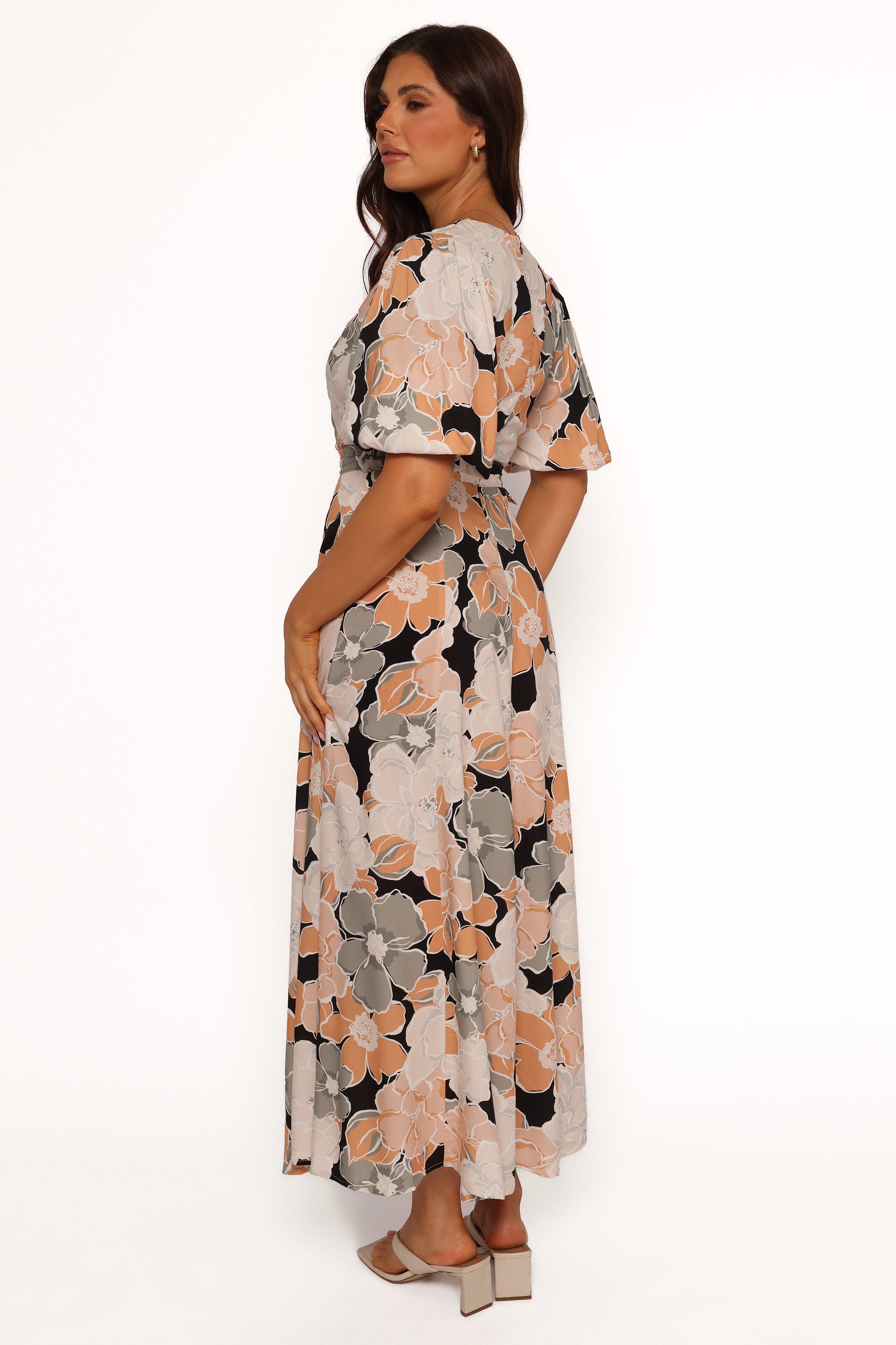 Tiarni Floral Maxi Dress with V Neck & Detachable Belt - Black