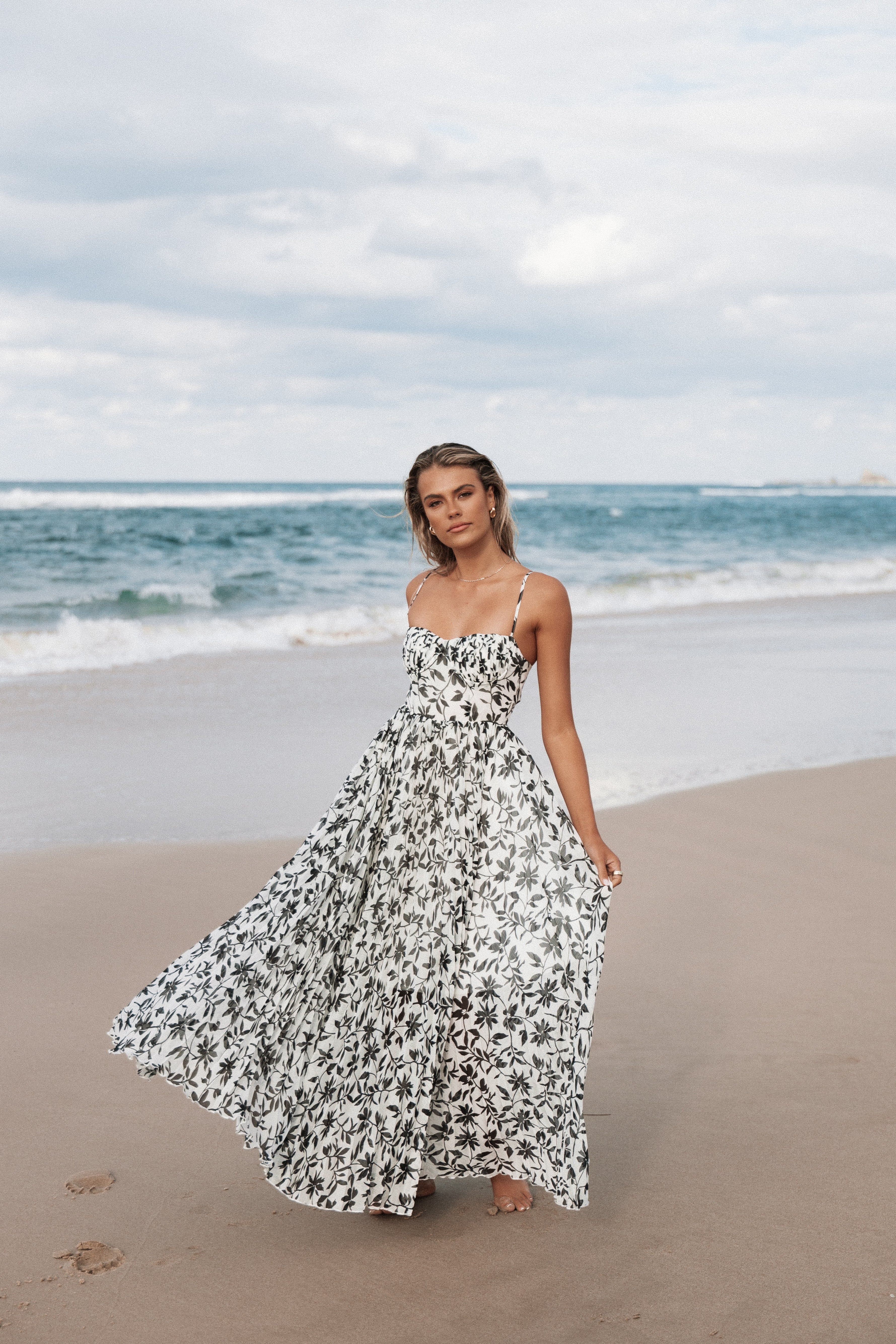 Achanti White Black Floral Pleated Maxi Dress with Sweetheart Neckline