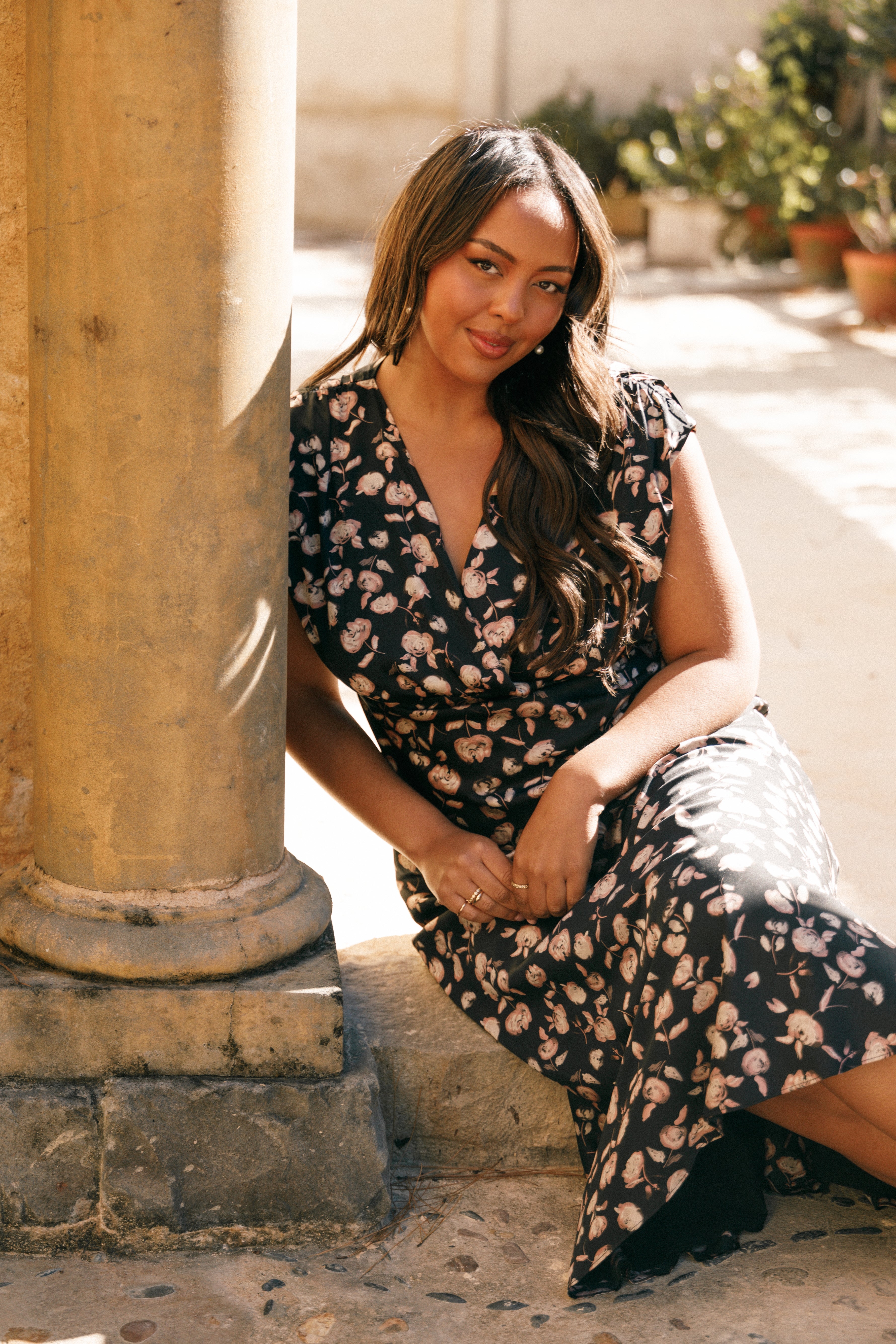 Amarlee Floral Maxi Dress - Black Sleeveless V-Neck Elegant